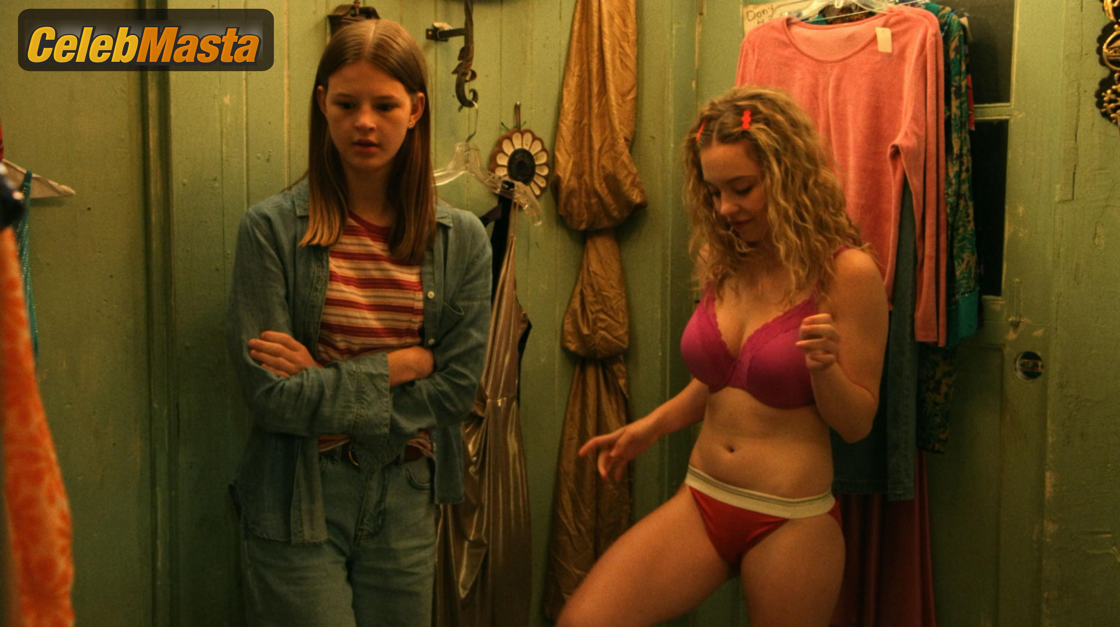 Sydney Sweeney Sydney Sweeney Sexy Nude Gallery from Everything Sucks! - Photo 13 of 13