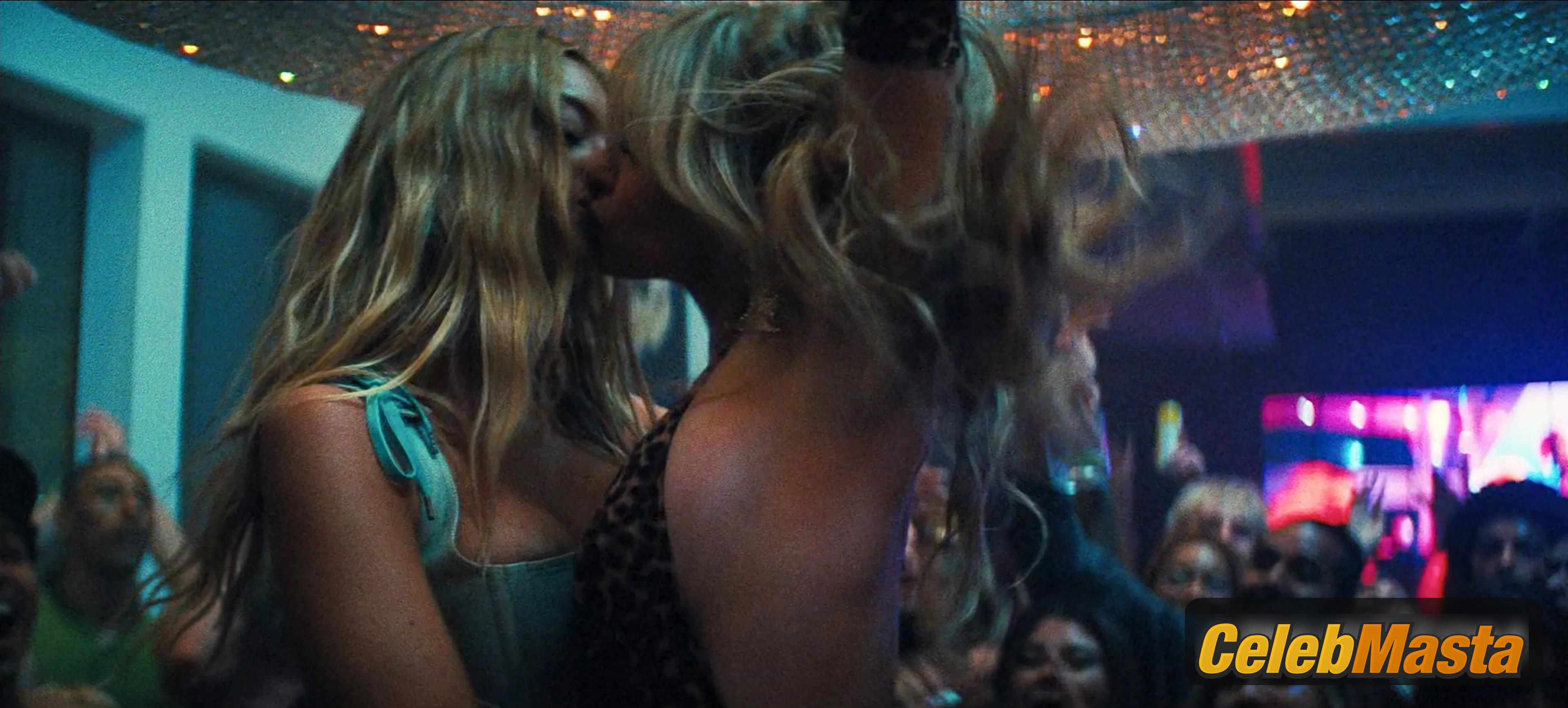 Sydney Sweeney Sydney Sweeney Topless Photo Set from Euphoria - Photo 12 of 83