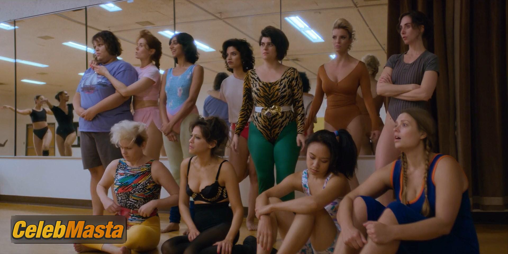 Alison Brie Alison Brie Sexy Nude Gallery from Glow - Photo 6 of 46