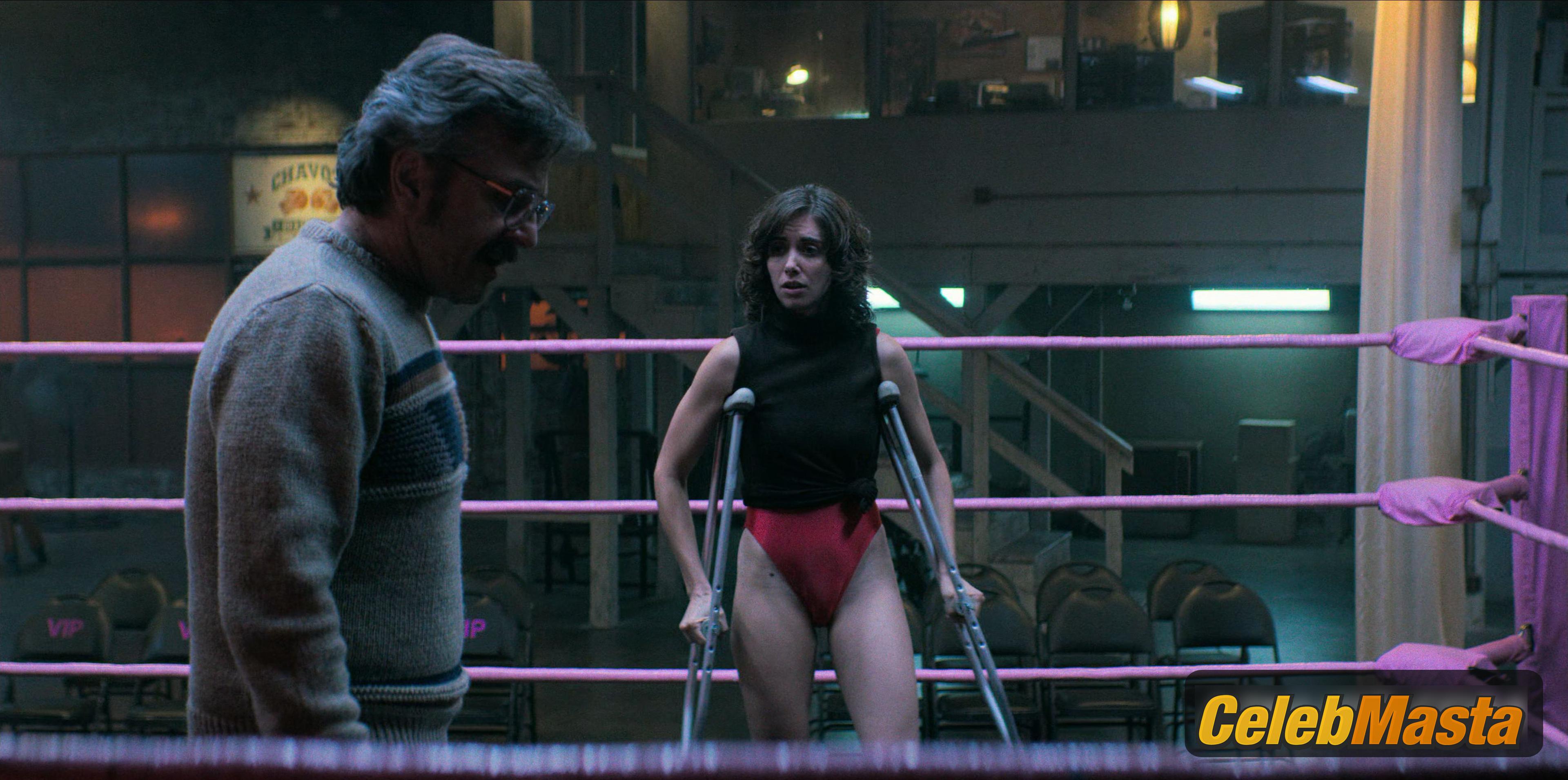 Alison Brie Alison Brie Sexy Nude Gallery from Glow - Photo 33 of 46