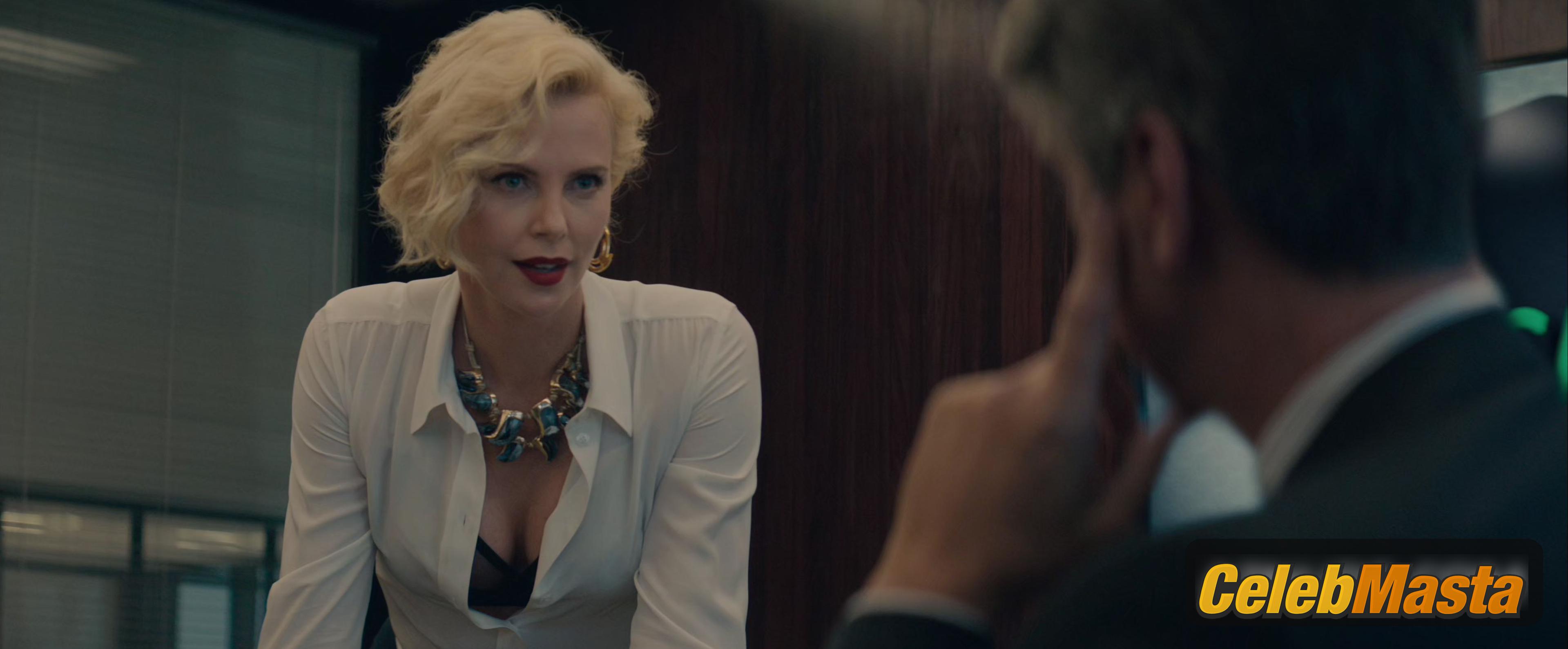 Charlize Theron Charlize Theron Naked Photo Gallery — Gringo - Photo 5 of 5