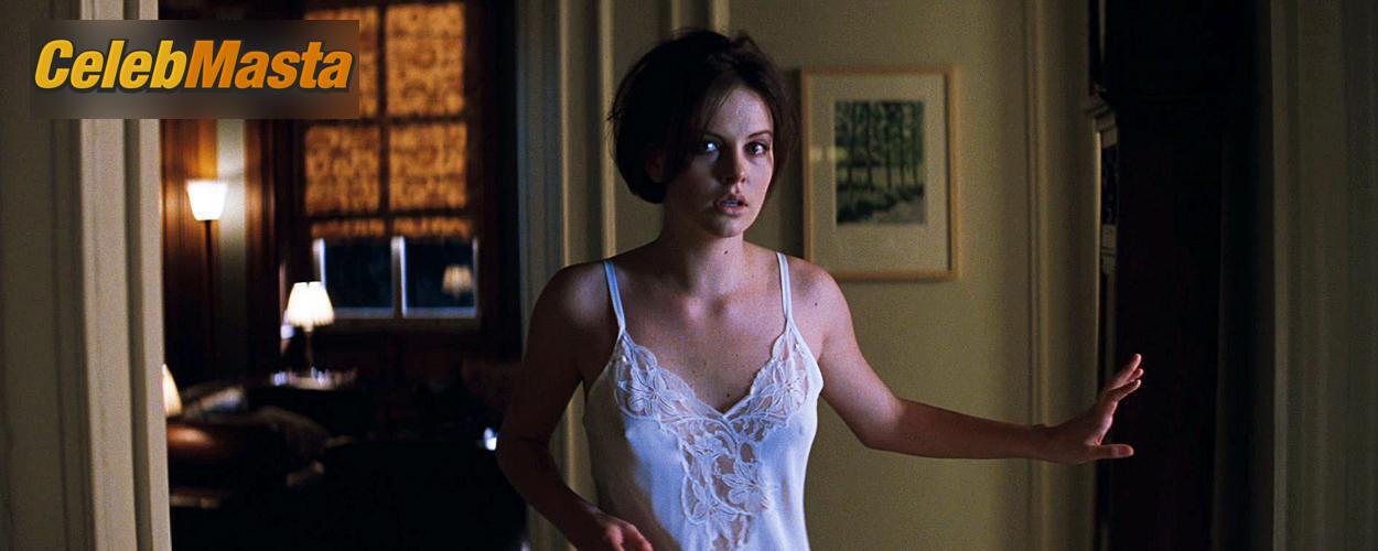 Charlize Theron Charlize Theron Nude Scene Photos Gallery from Devil's Advocate - Photo 7 of 15