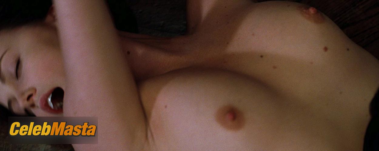 Charlize Theron Charlize Theron Nude Scene Photos Gallery from Devil's Advocate - Photo 8 of 15