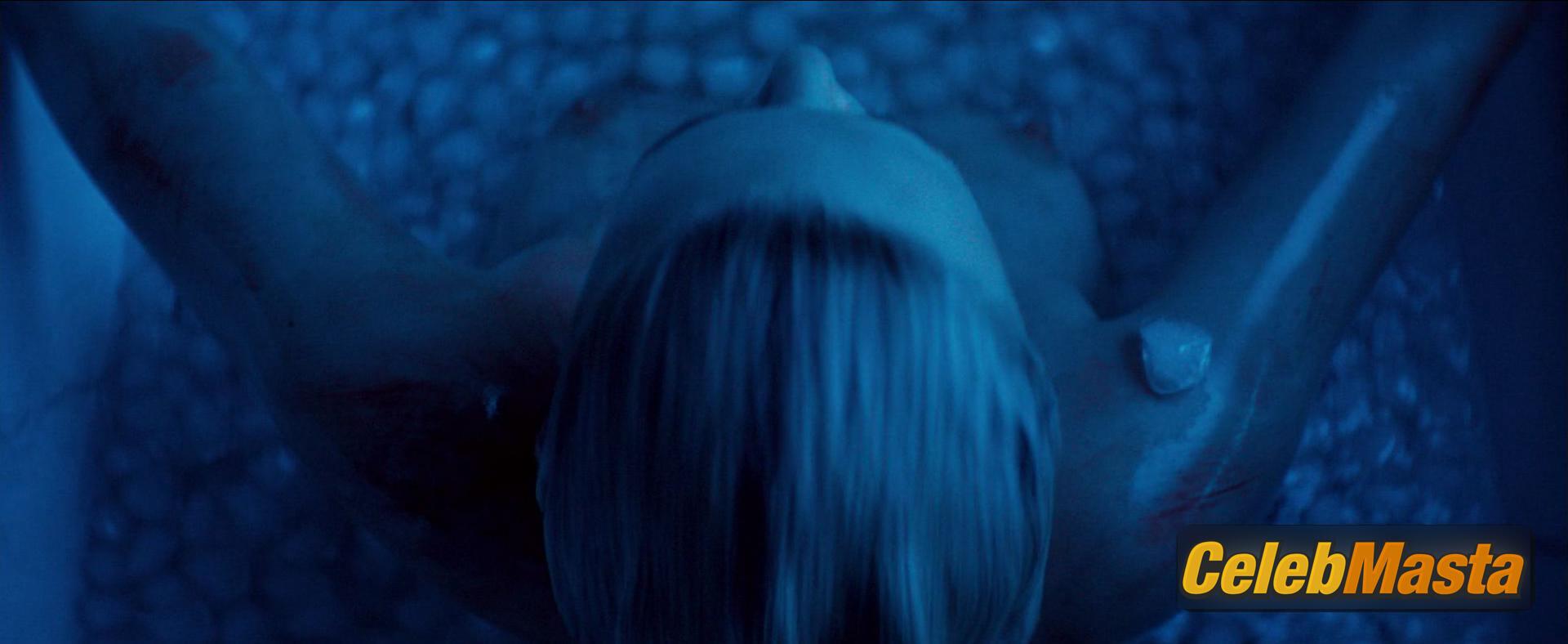 Charlize Theron Charlize Theron Nude Pics from the Set of Atomic Blonde - Photo 34 of 39