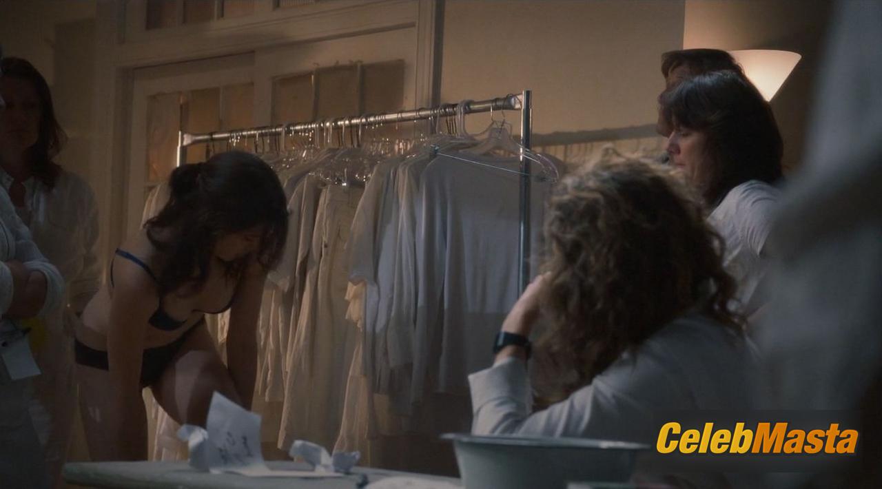 Margaret Qualley Margaret Qualley Nude Photos from The Leftovers - Photo 6 of 14
