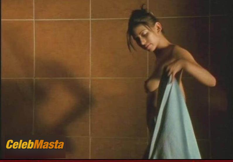 Jennifer Lawrence Jennifer Lawrence Sexy Nude Gallery from Hotel Erotica - Photo 8 of 14