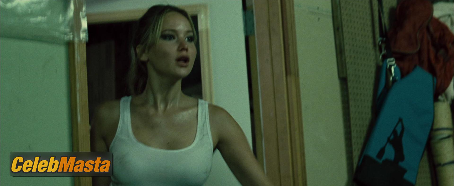 Nude Photo Gallery: Jennifer Lawrence in House At The End Of The Street photo 2