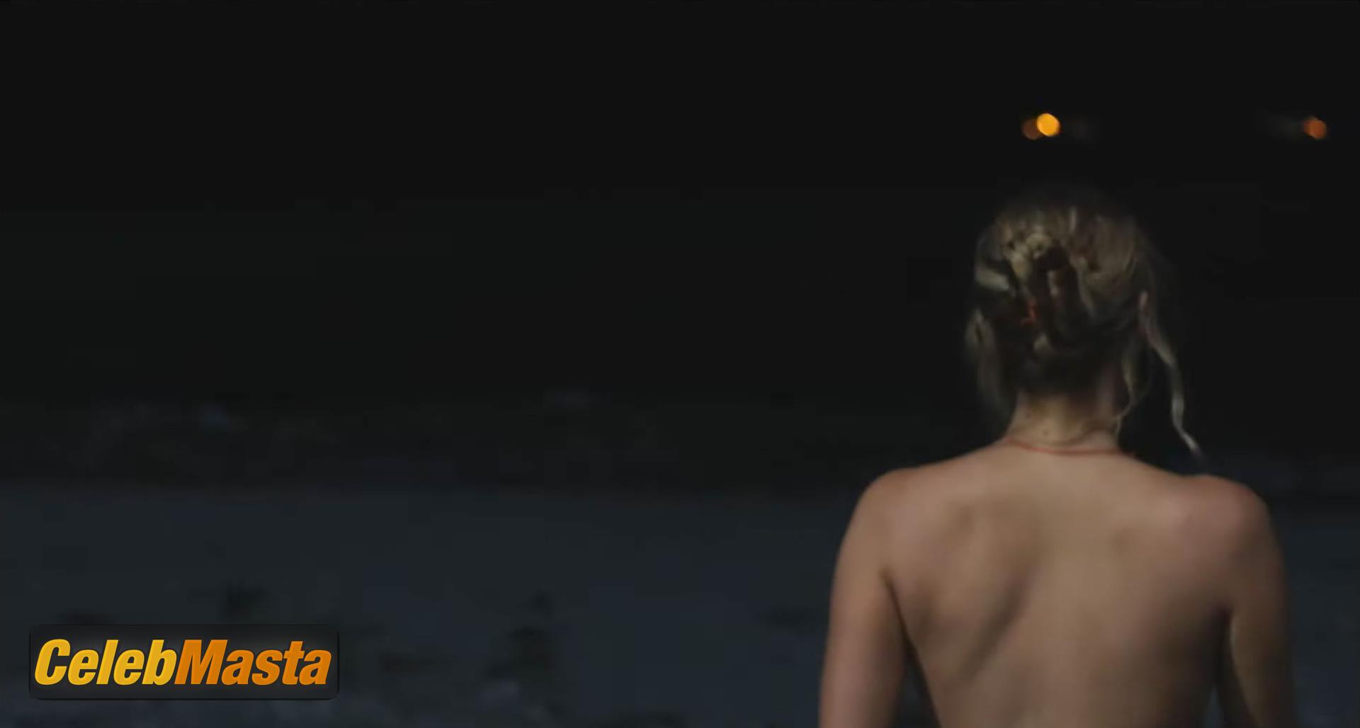 Jennifer Lawrence Jennifer Lawrence Bare Photoshoot Gallery from No Hard Feelings - Photo 33 of 33