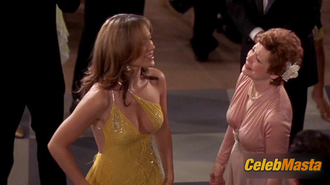Jennifer Lopez Jennifer Lopez Topless Photo Set from Shall We Dance? - Photo 5 of 8