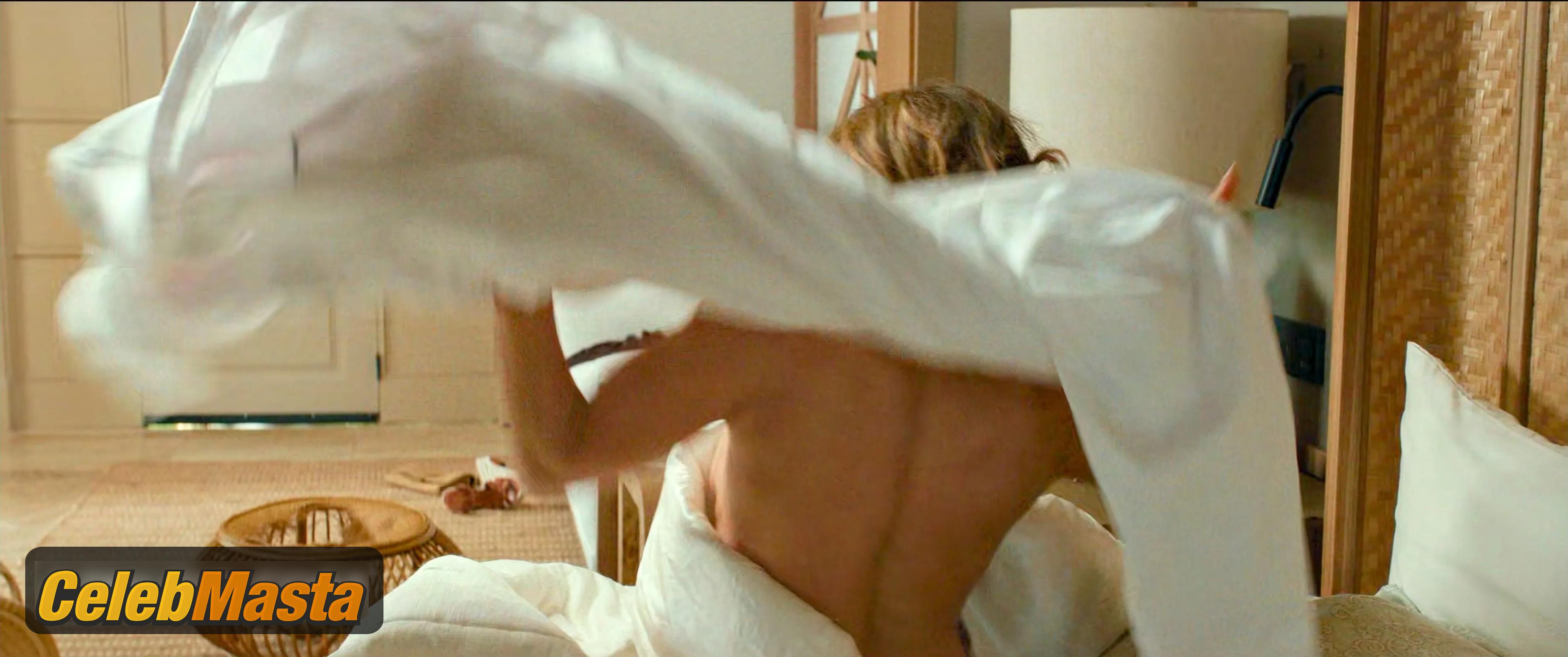 Jennifer Lopez Jennifer Lopez Naked Photo Gallery — Office Romance - Photo 6 of 7