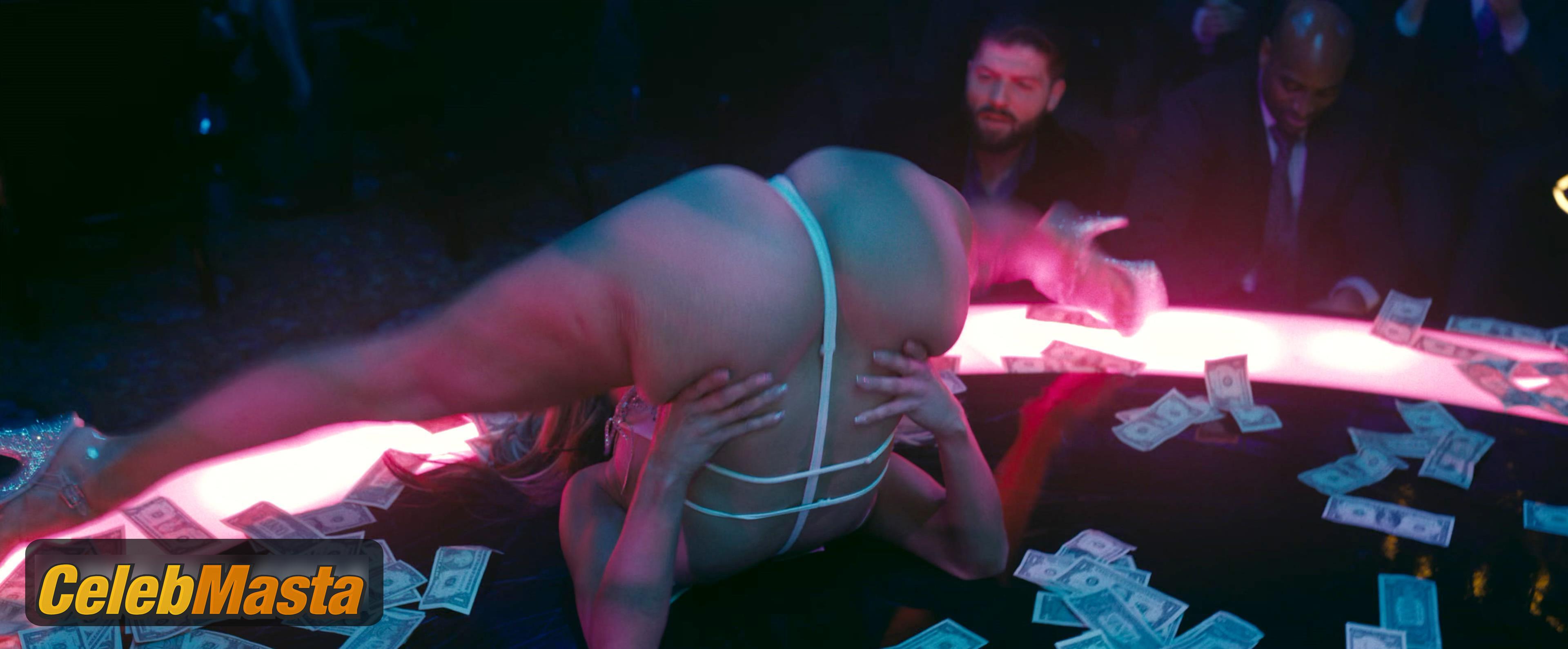 Jennifer Lopez Nude Photo Gallery: Jennifer Lopez in Hustlers - Photo 6 of 11