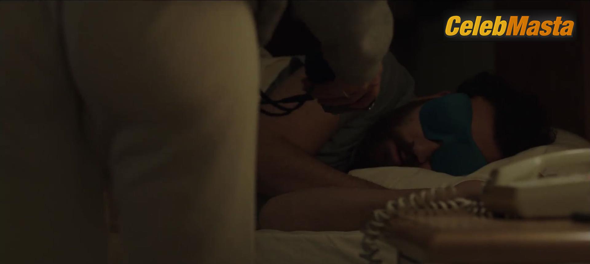 Jessica Biel Jessica Biel Topless Photo Set from Limetown - Photo 7 of 11