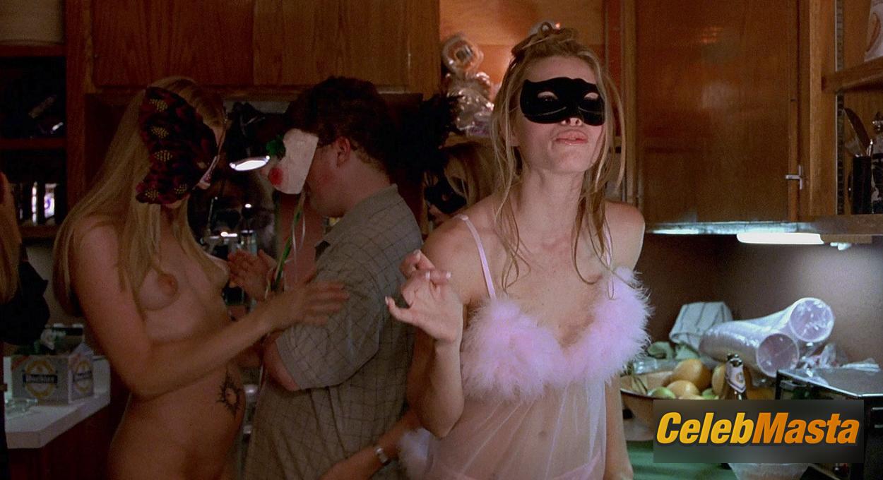 Jessica Biel Jessica Biel Sexy Nude Gallery from The Rules Of Attraction - Photo 11 of 12