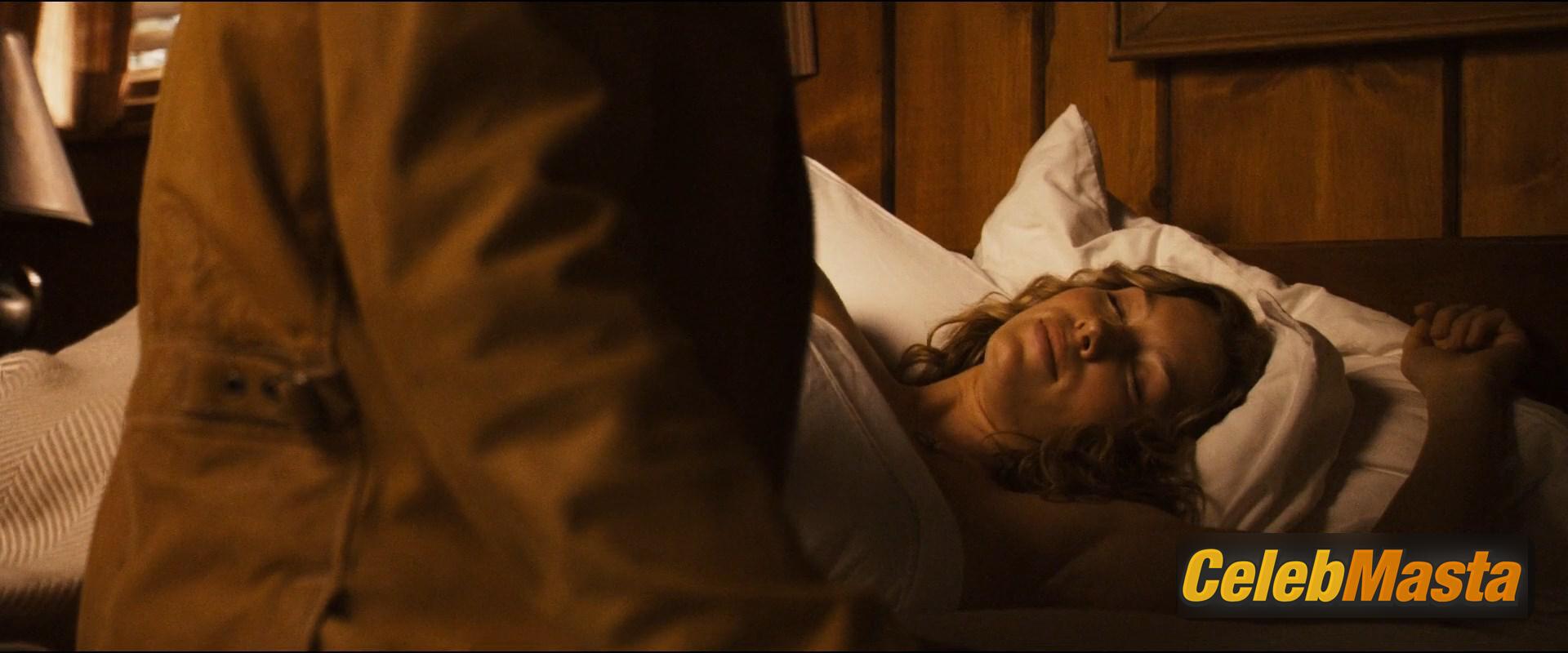 Jessica Biel Nude Photo Gallery: Jessica Biel in Next - Photo 7 of 12