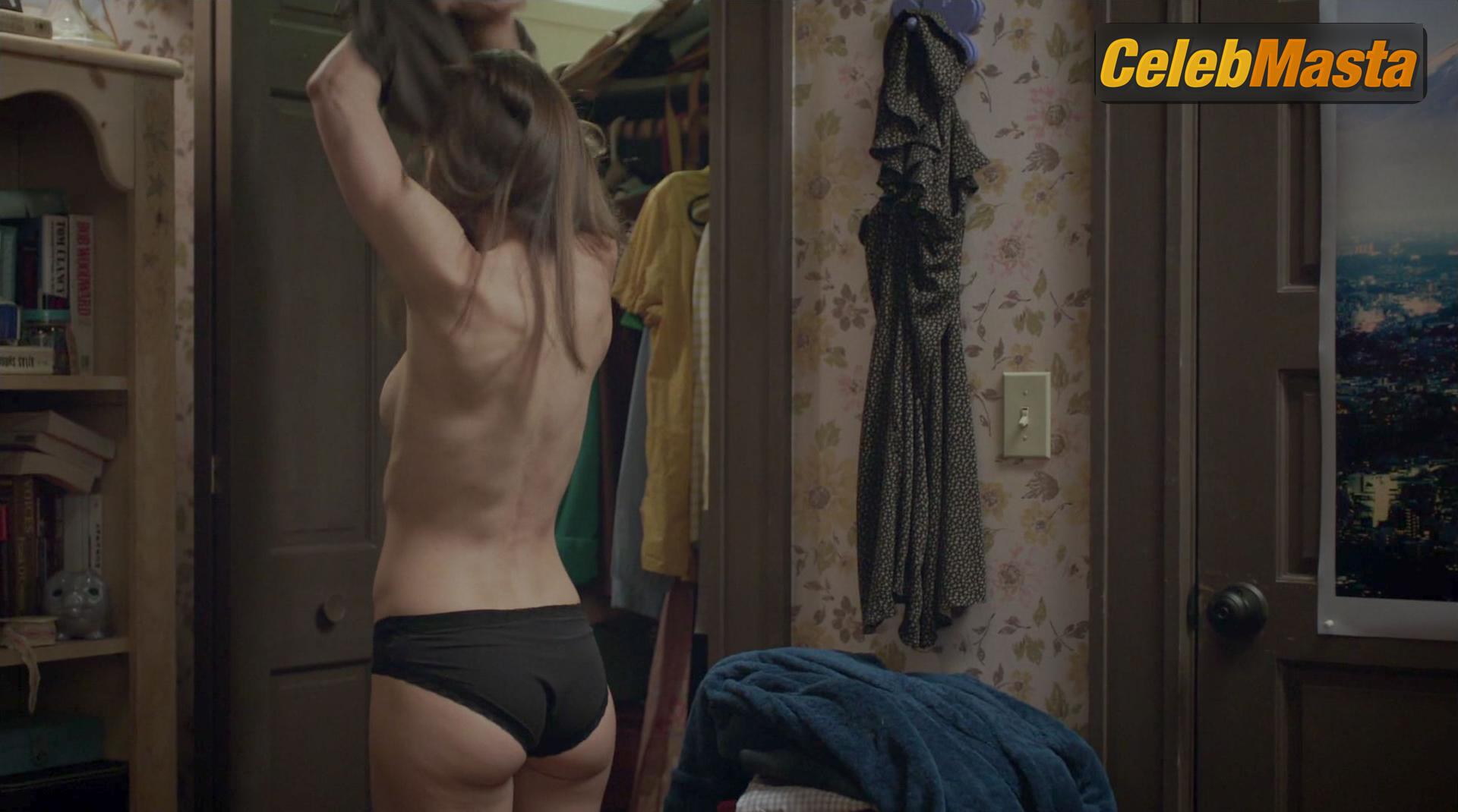Jessica Biel Jessica Biel Sexy Nude Gallery from The Sinner - Photo 18 of 39