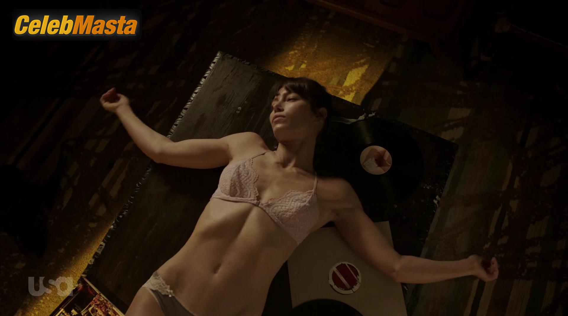 Jessica Biel Jessica Biel Sexy Nude Gallery from The Sinner - Photo 22 of 39