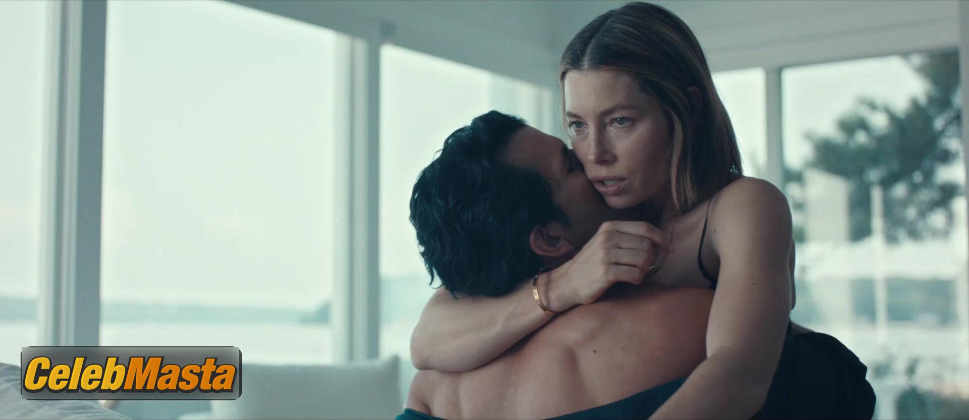 Jessica Biel Nude Photo Gallery: Jessica Biel in The Better Sister - Photo 24 of 56