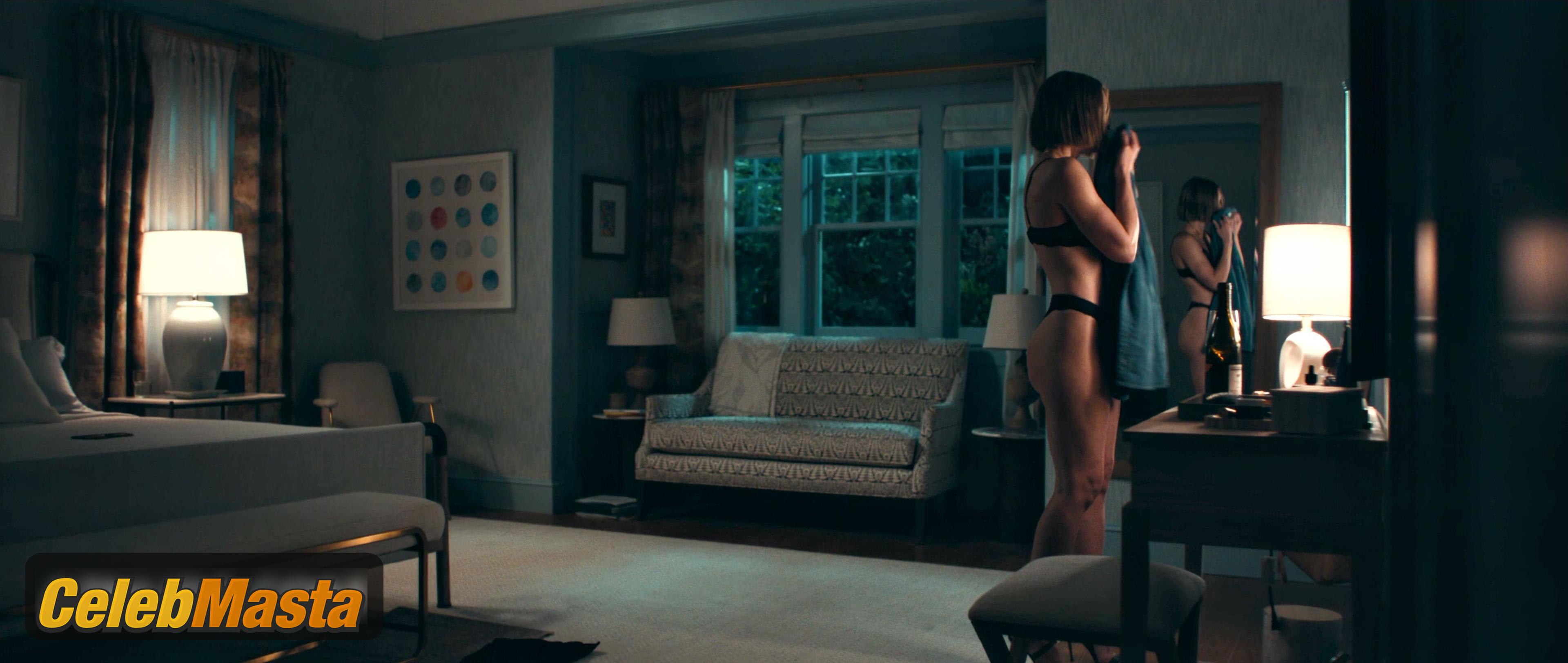 Jessica Biel Nude Photo Gallery: Jessica Biel in The Better Sister - Photo 54 of 56