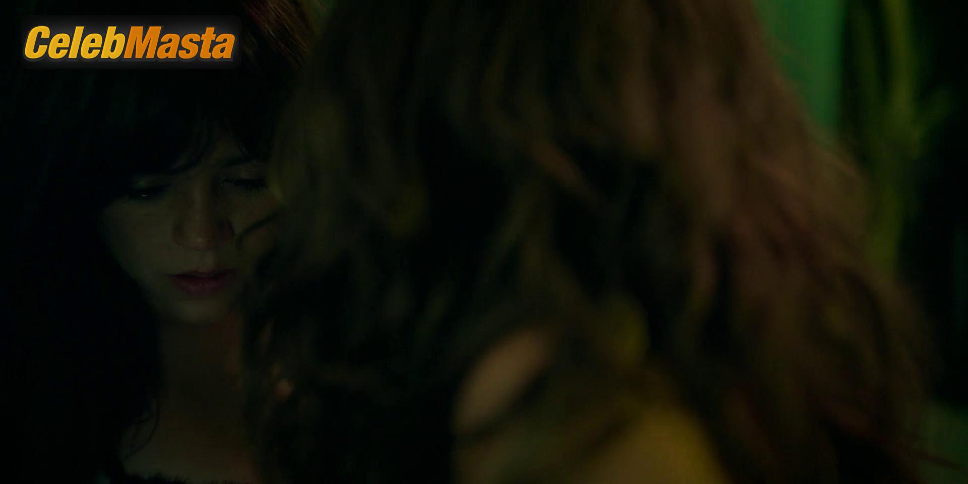 Jenna Ortega Nude Photo Gallery: Jenna Ortega in Miller's Girl - Photo 17 of 54