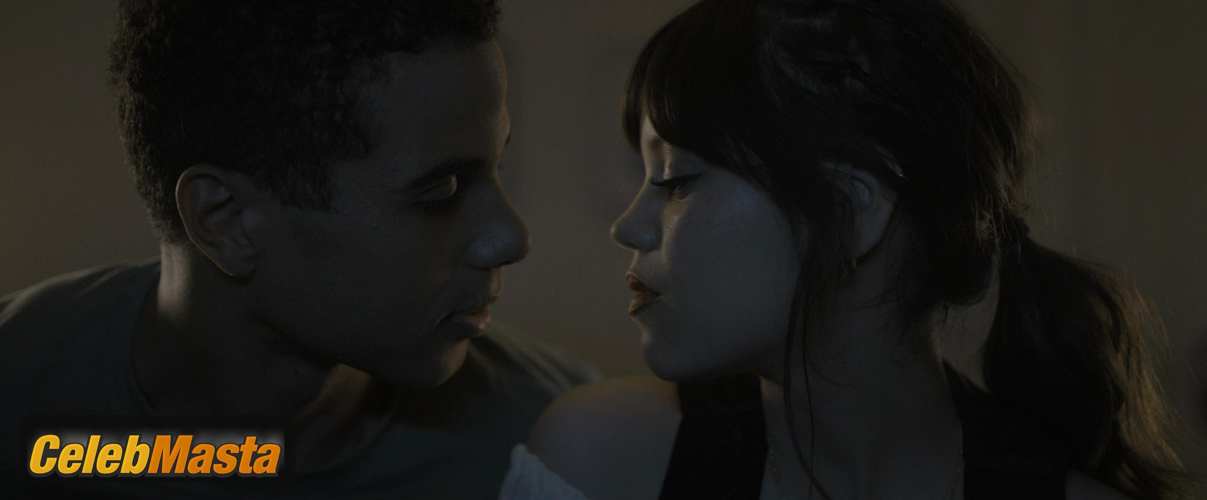 Jenna Ortega Jenna Ortega Bare Photoshoot Gallery from Scream Vi - Photo 5 of 23