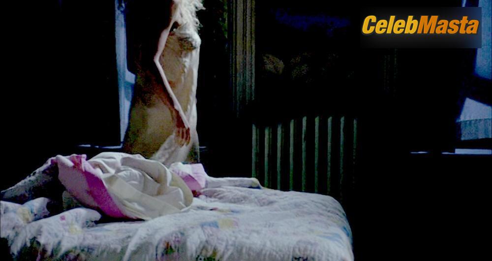 Demi Moore Nude Pics from the Set of The Butcher’s Wife photo 1