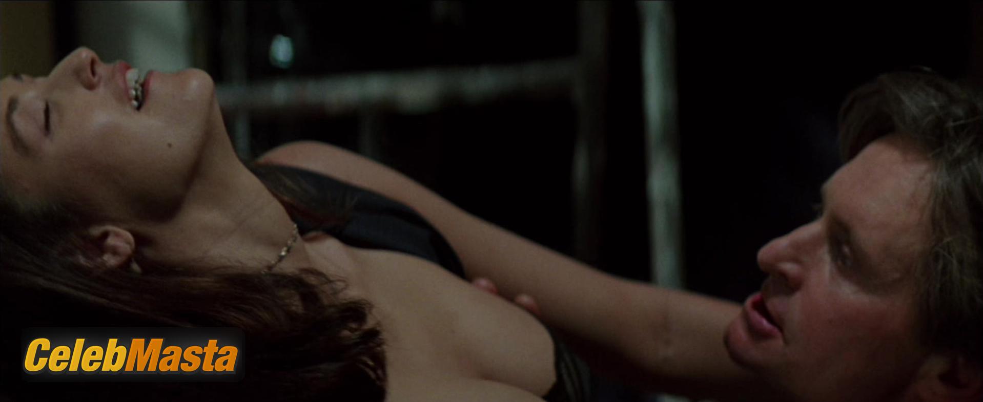 Demi Moore Demi Moore Nude Scene Photos Gallery from Disclosure - Photo 5 of 14