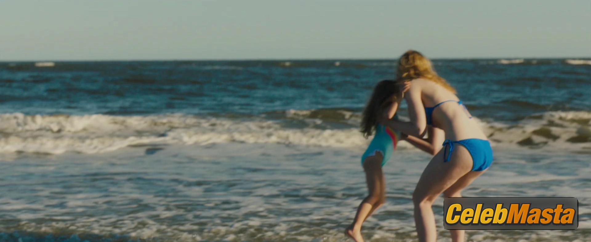 Elle Fanning Nude Pics from the Set of Galveston photo 2