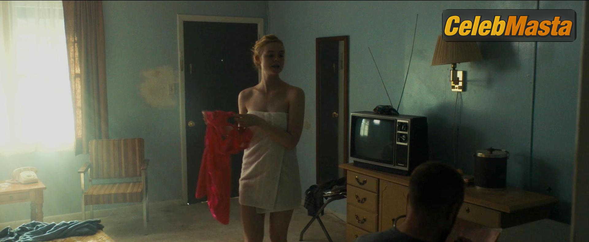 Elle Fanning Elle Fanning Nude Pics from the Set of Galveston - Photo 11 of 12