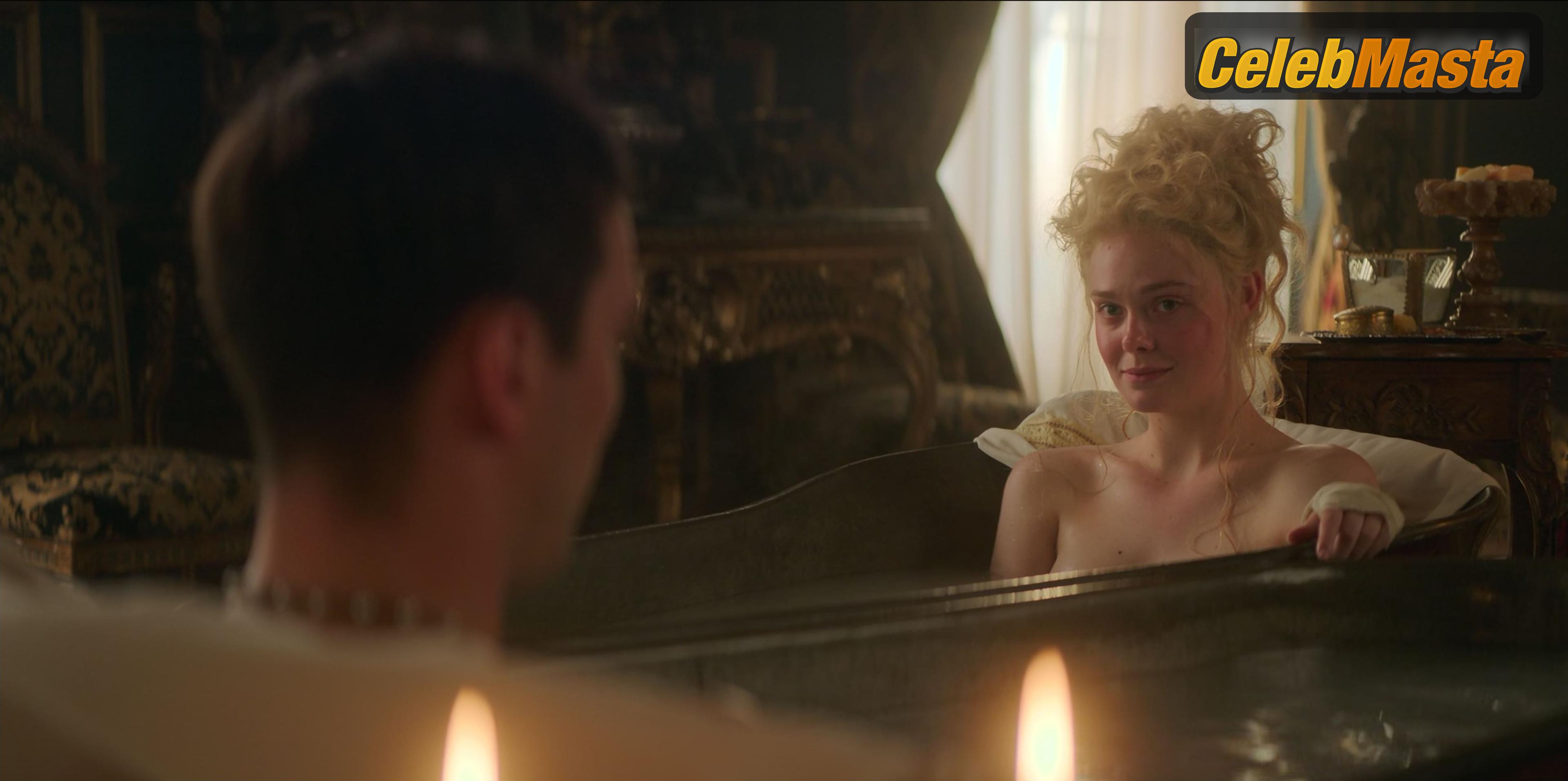Elle Fanning Elle Fanning Topless Photo Set from The Great - Photo 16 of 39