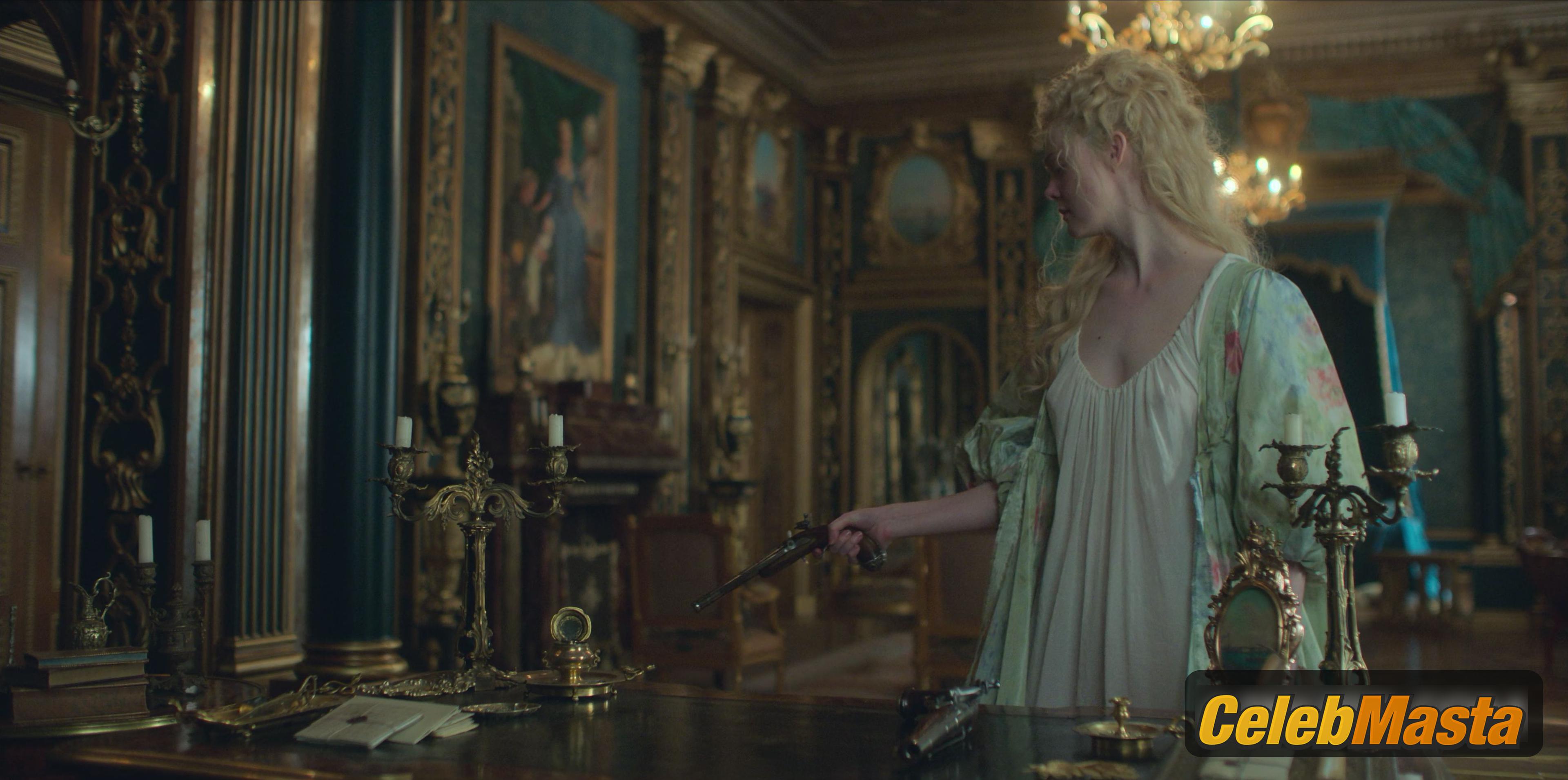 Elle Fanning Elle Fanning Topless Photo Set from The Great - Photo 17 of 39