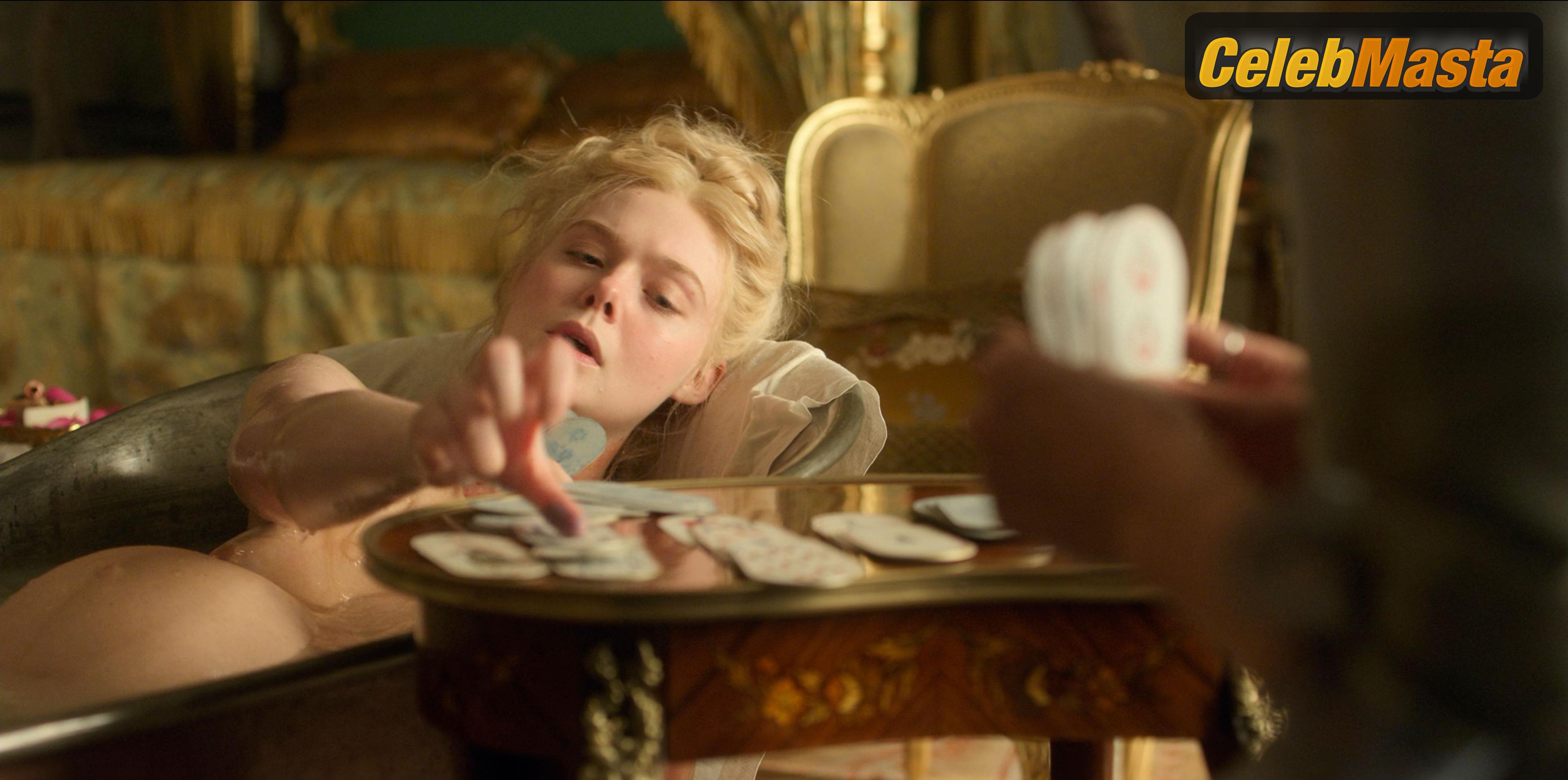 Elle Fanning Elle Fanning Topless Photo Set from The Great - Photo 29 of 39