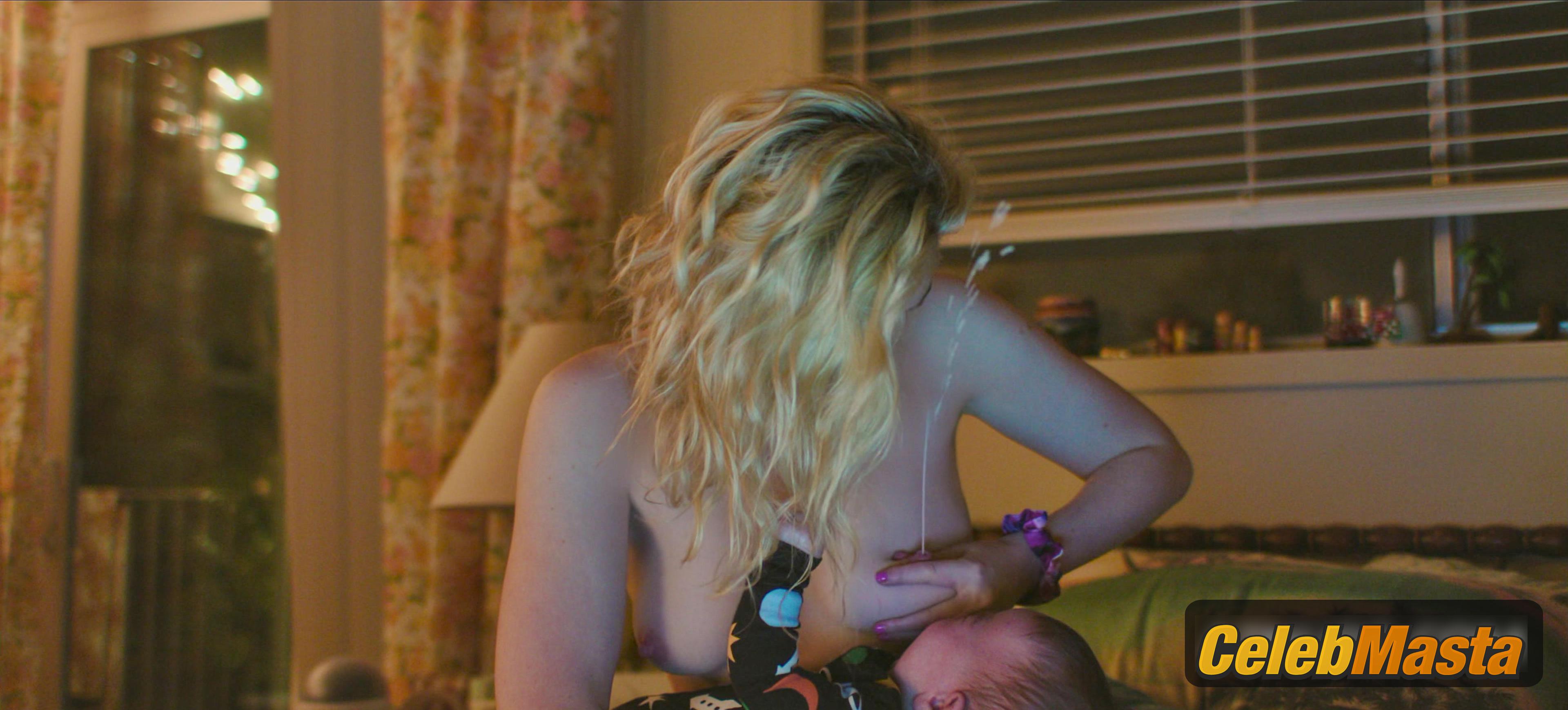 Elle Fanning Nude Photo Gallery: Elle Fanning in Margo's Got Money Troubles - Photo 39 of 44