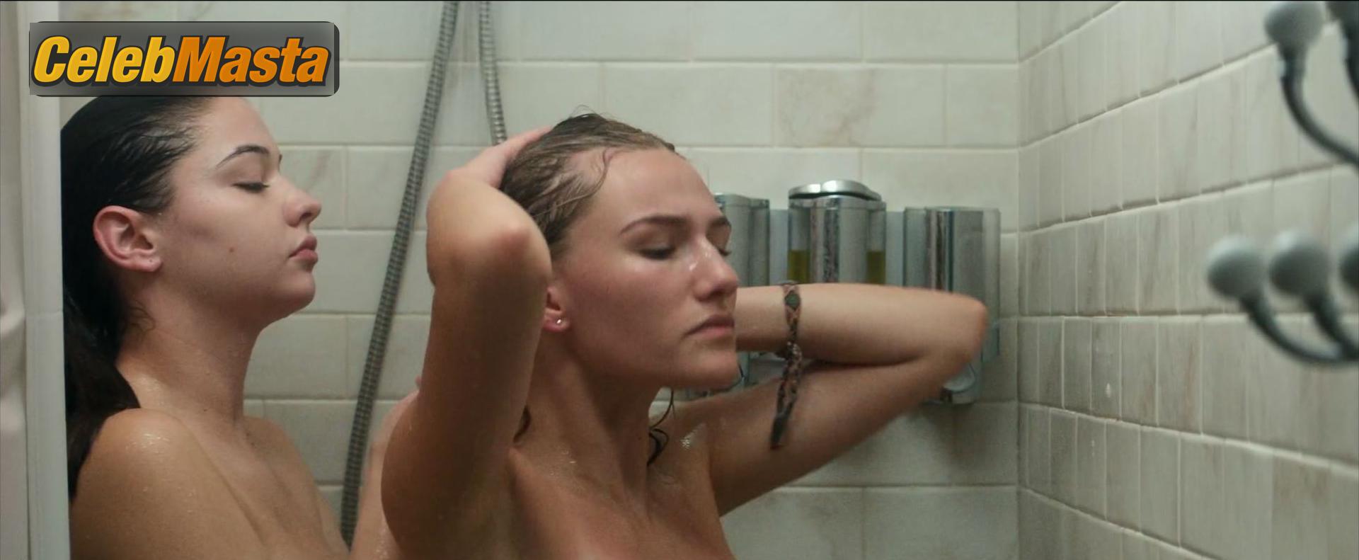 Madelyn Cline Nude Pics from the Set of What Breaks The Ice photo 2