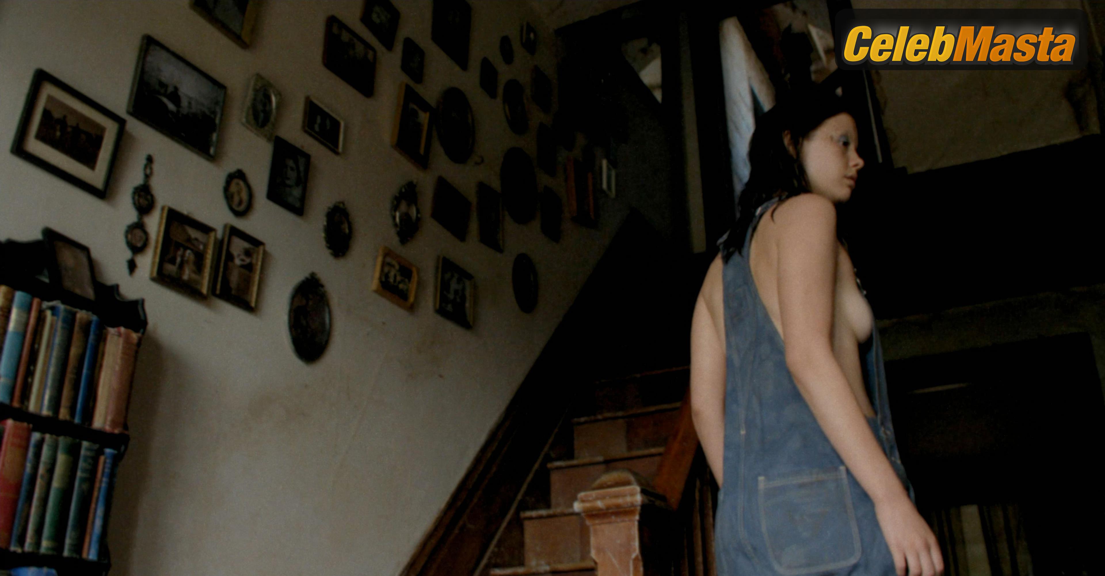 Mia Goth Nude Photos from X photo 4