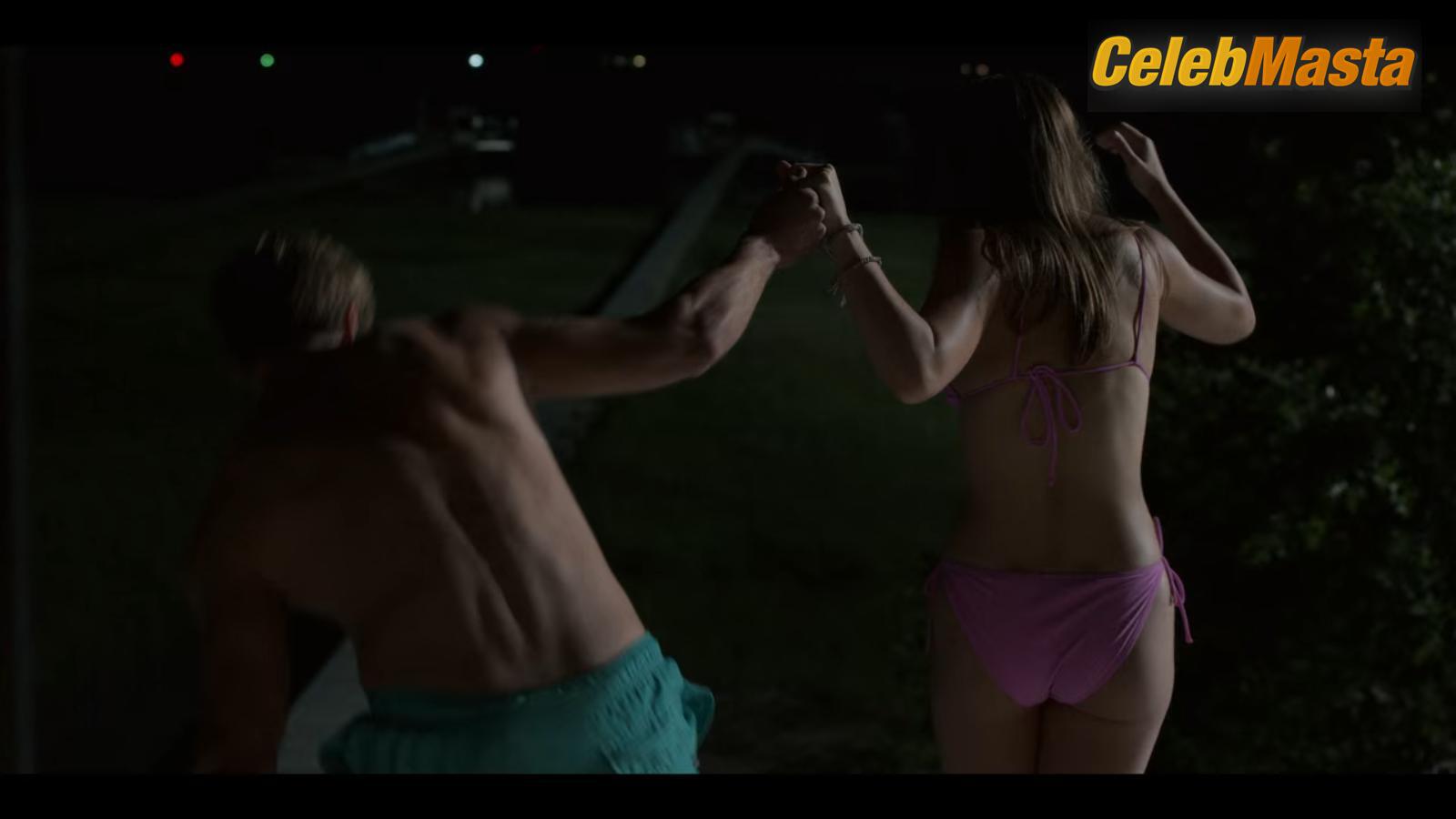 Madelyn Cline Madelyn Cline Nude Scene Photos Gallery from Outer Banks - Photo 146 of 201