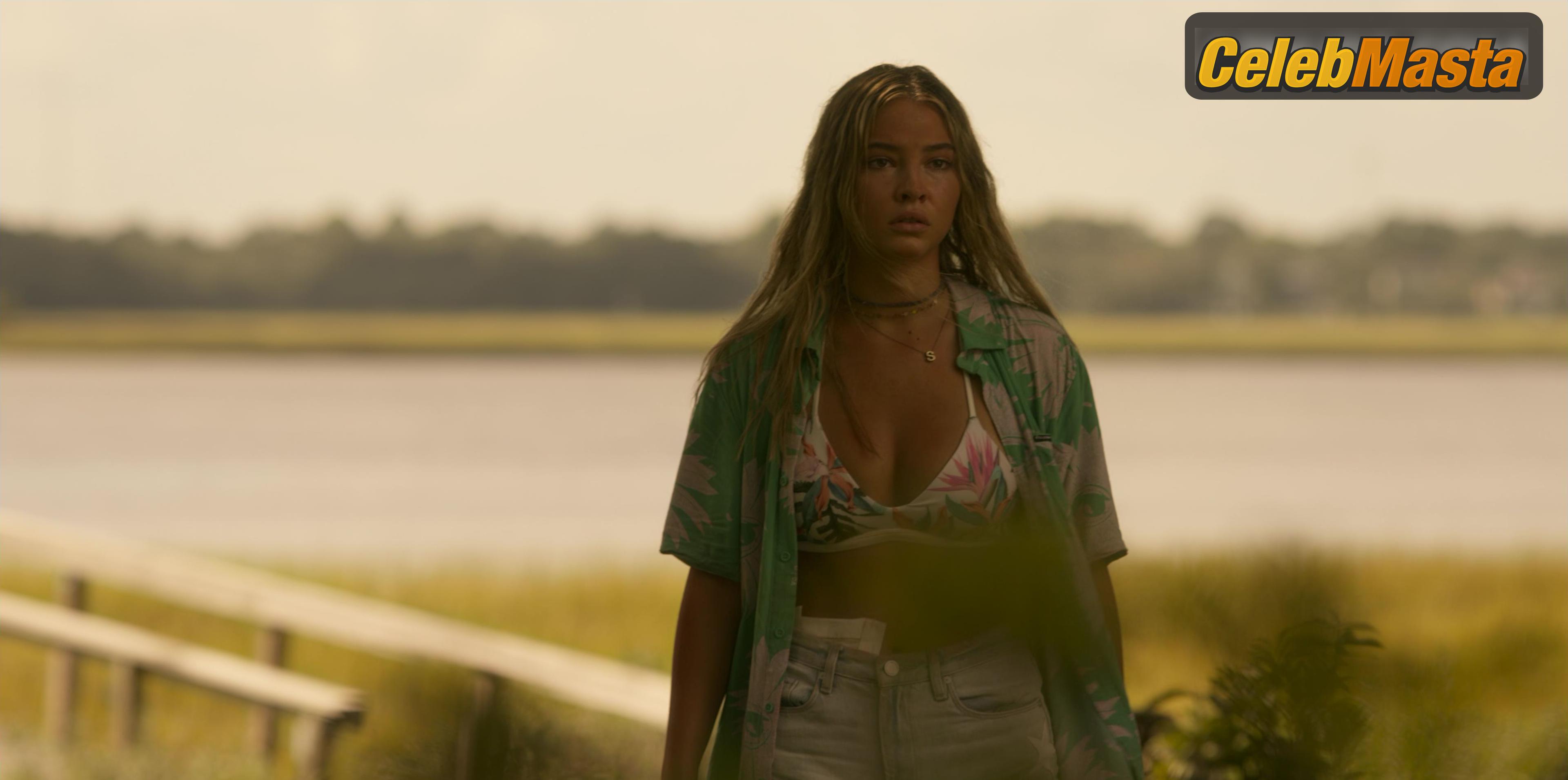 Madelyn Cline Madelyn Cline Nude Scene Photos Gallery from Outer Banks - Photo 182 of 201