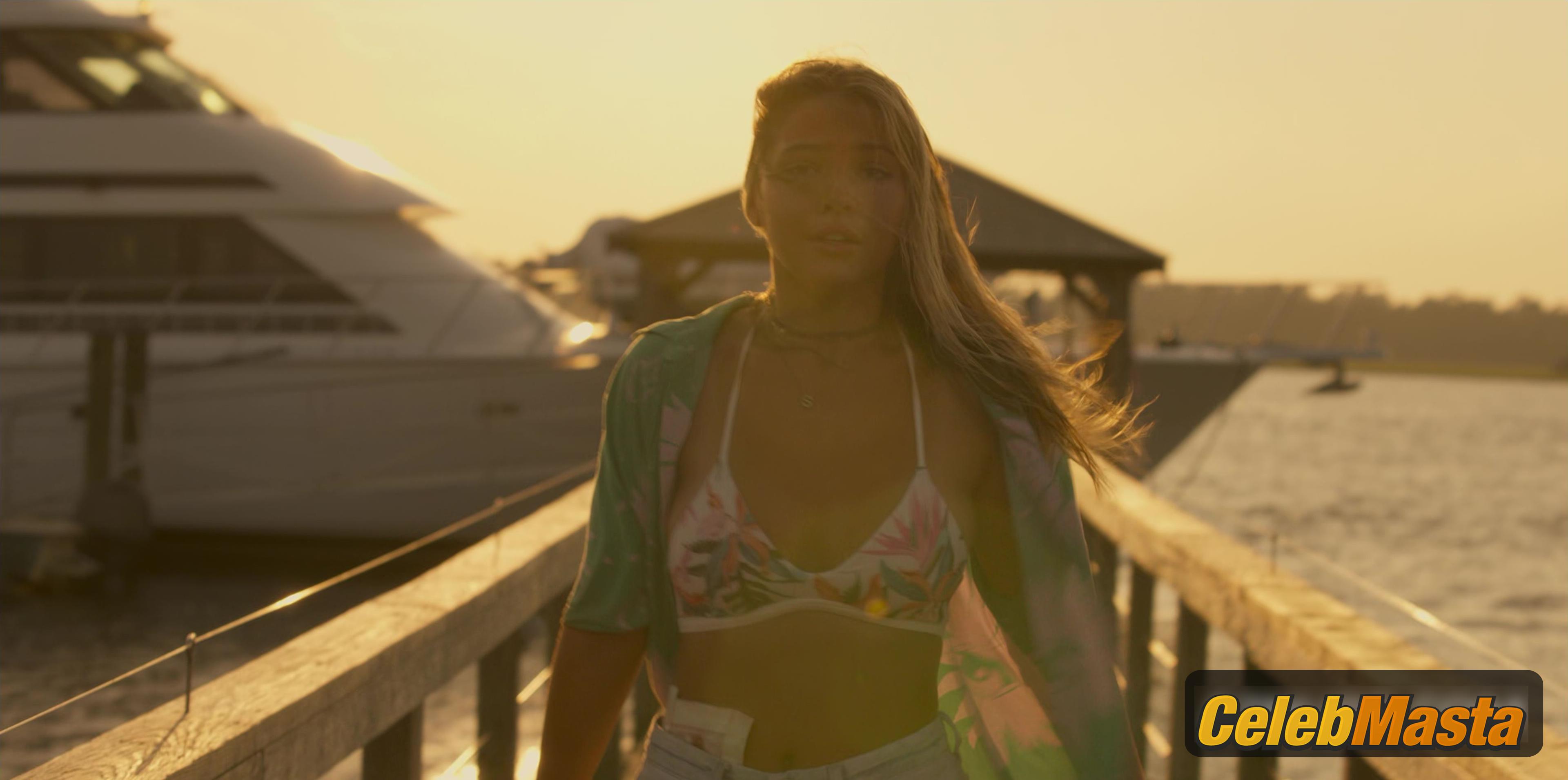 Madelyn Cline Madelyn Cline Nude Scene Photos Gallery from Outer Banks - Photo 188 of 201