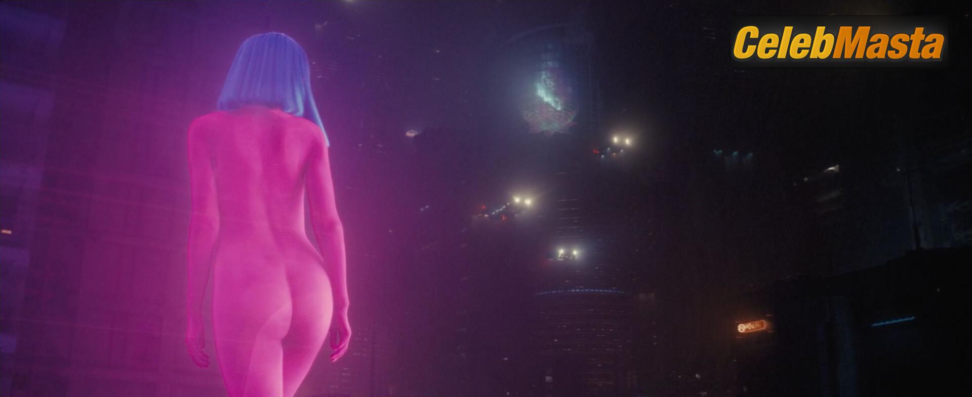 Ana de Armas Ana de Armas Nude Pics from the Set of Blade Runner 2049 - Photo 6 of 8