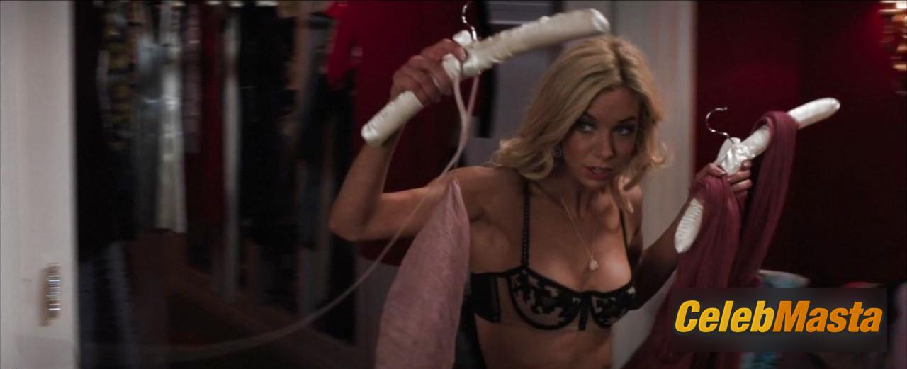 Vanessa Kirby Nude Scene Photos Gallery from Jupiter Ascending photo 3