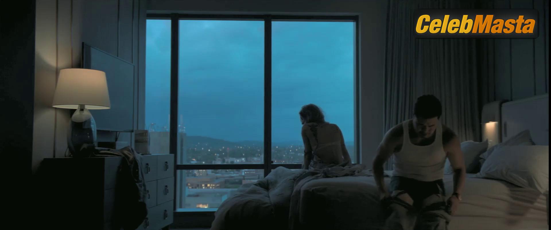Vanessa Kirby Nude Photo Gallery: Vanessa Kirby in Night Always Comes - Photo 14 of 22