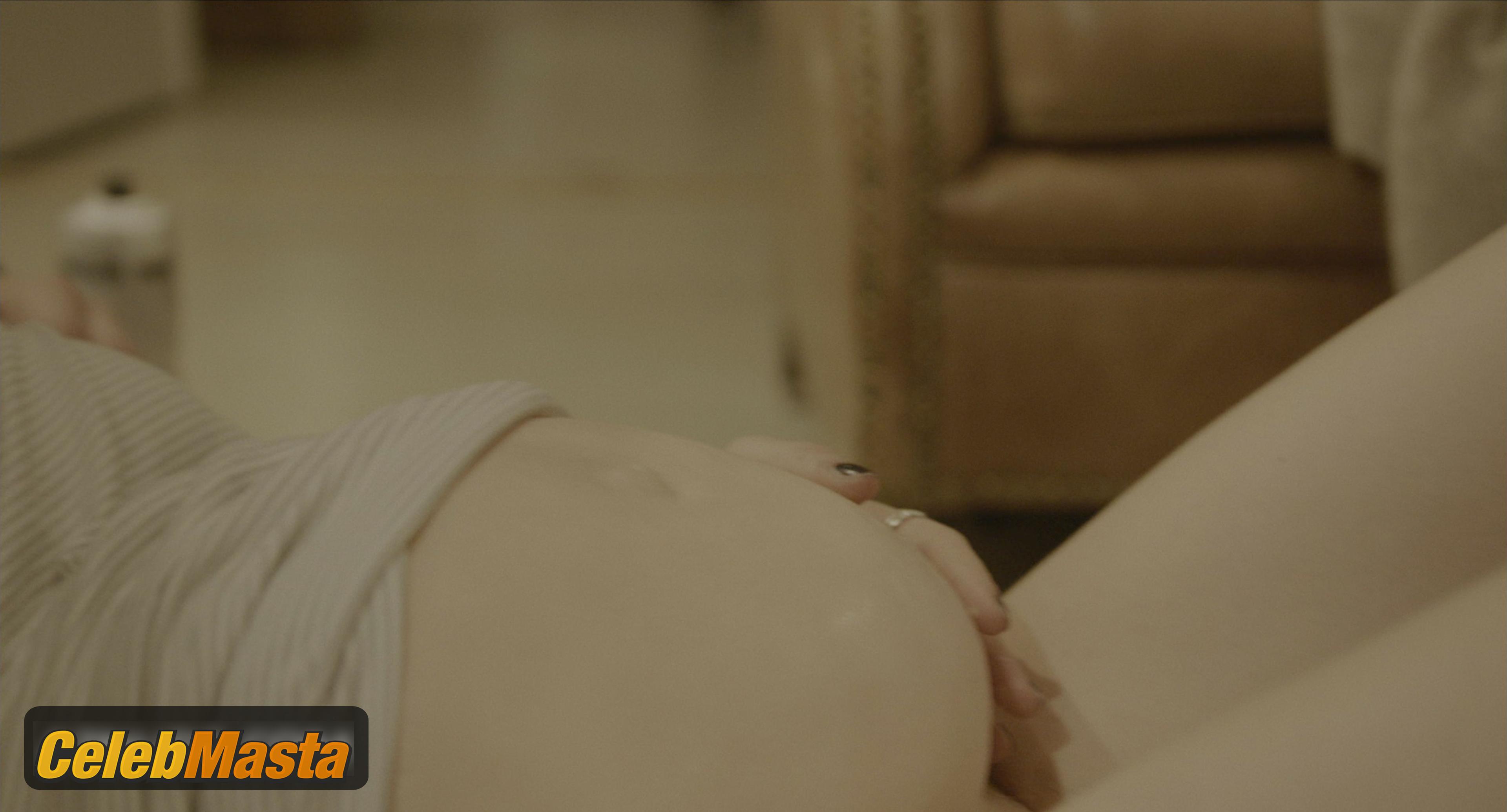 Vanessa Kirby Vanessa Kirby Nude Scene Photos Gallery from Pieces Of A Woman - Photo 15 of 15