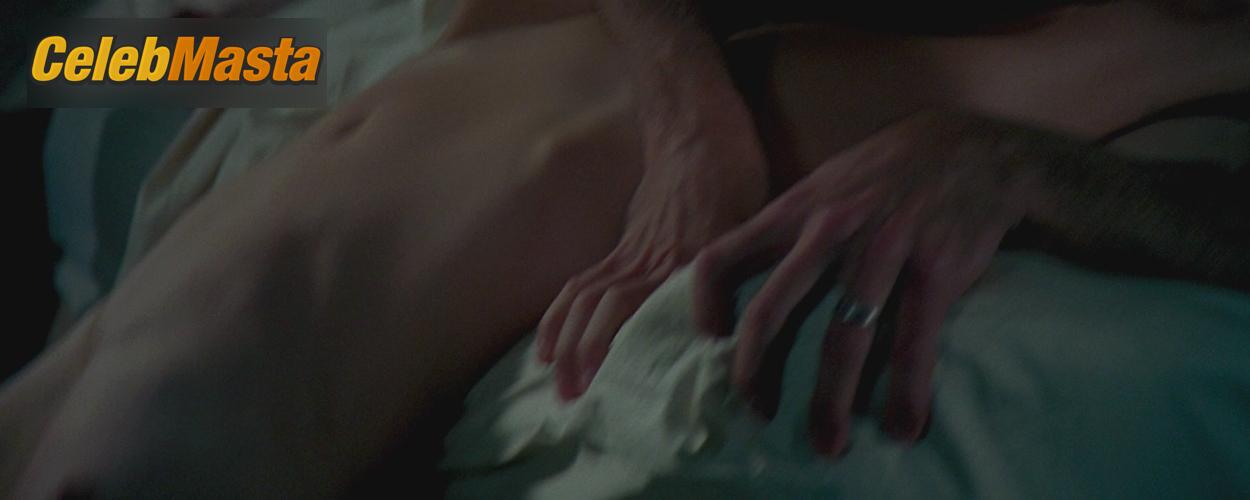 Malin Akerman Malin Akerman Naked Photo Gallery — The Heartbreak Kid - Photo 7 of 9