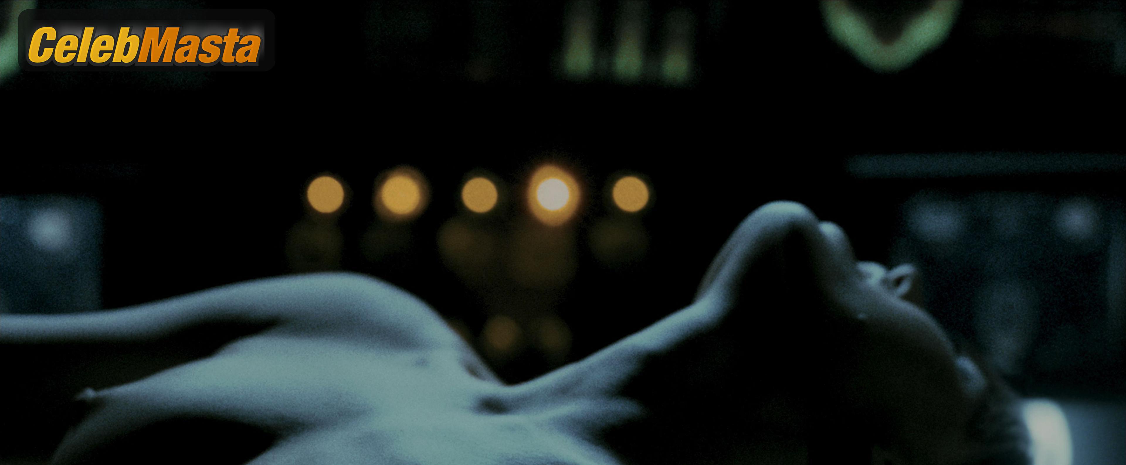 Malin Akerman Nude Photo Gallery: Malin Akerman in Watchmen - Photo 9 of 10