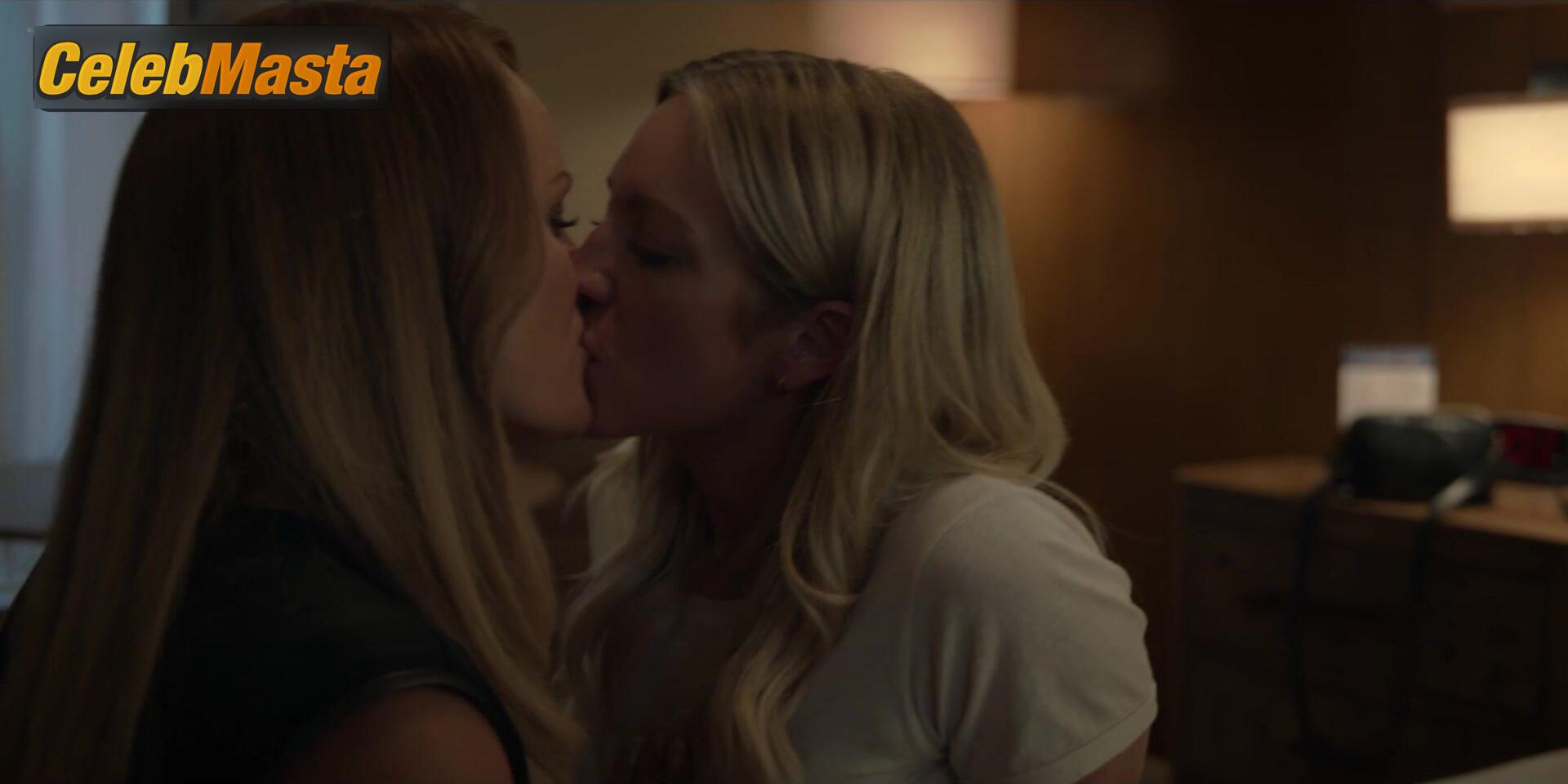 Malin Akerman Malin Akerman Nude Scene Photos Gallery from The Hunting Wives - Photo 6 of 49