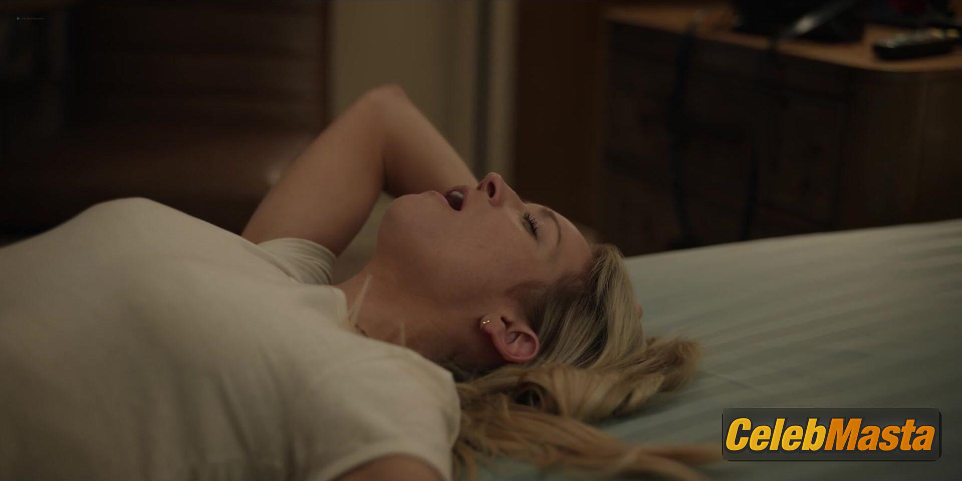 Malin Akerman Malin Akerman Nude Scene Photos Gallery from The Hunting Wives - Photo 8 of 49