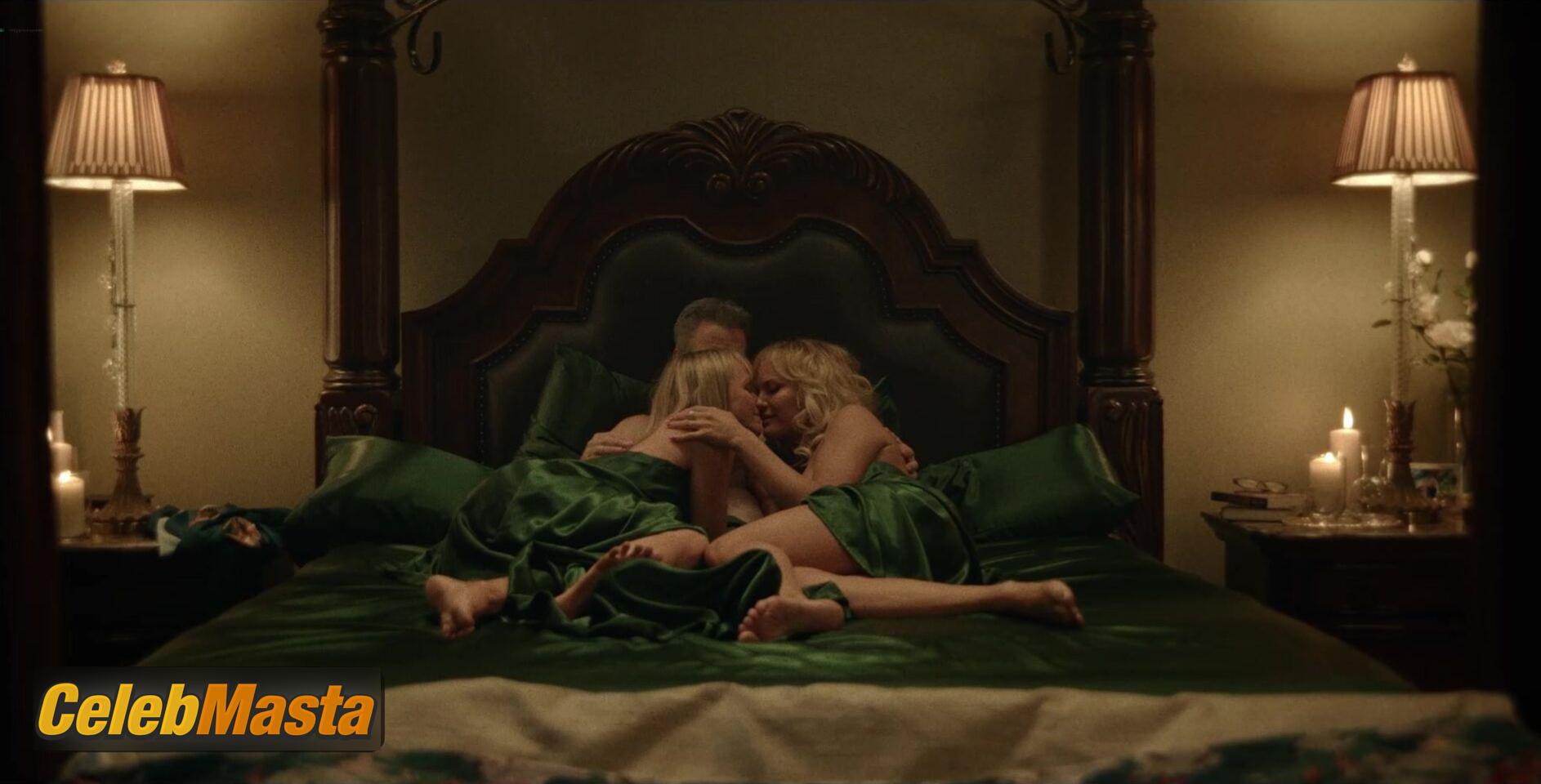 Malin Akerman Malin Akerman Nude Scene Photos Gallery from The Hunting Wives - Photo 10 of 49