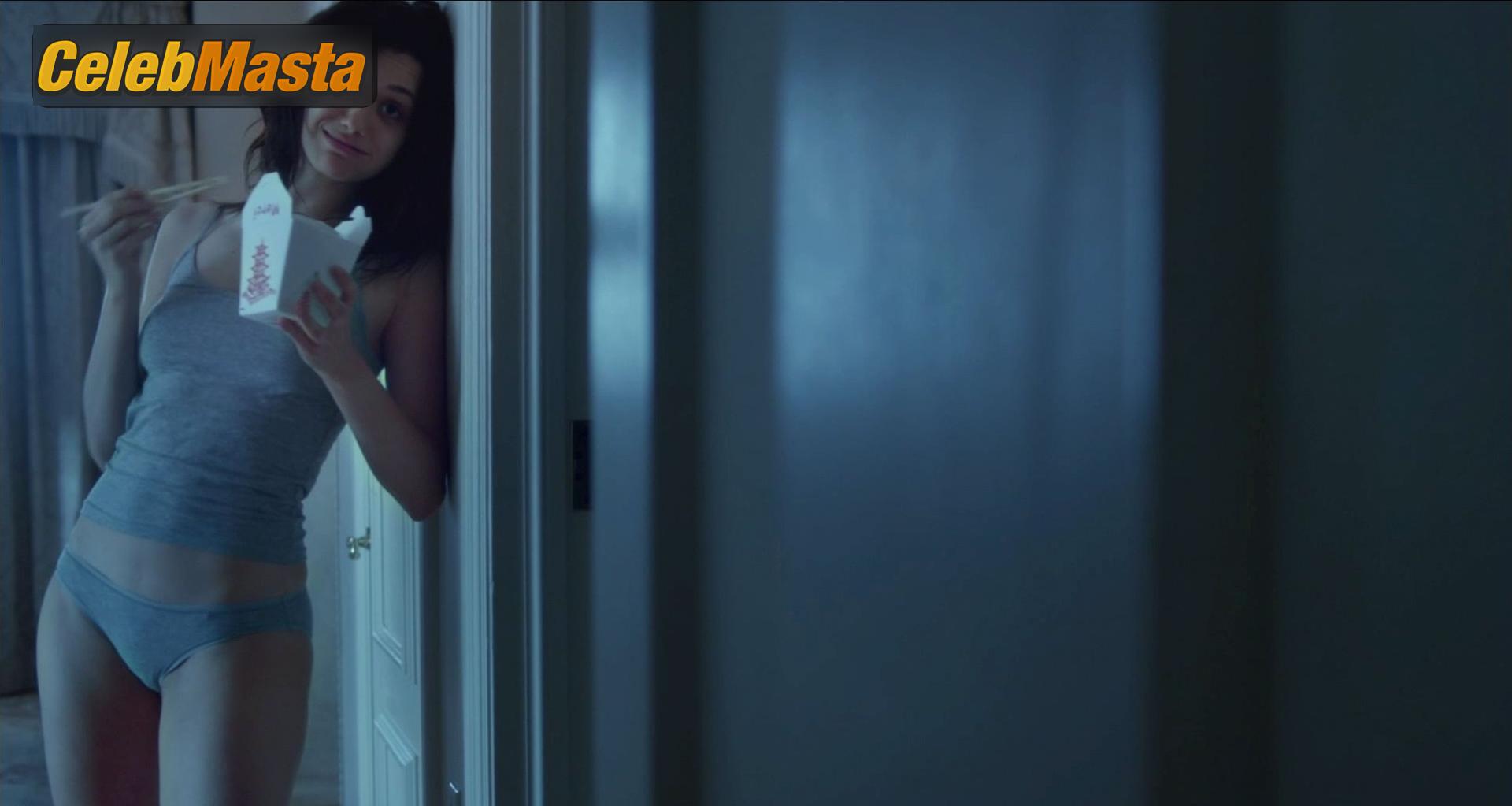 Emmy Rossum Nude Pics from the Set of Comet photo 3