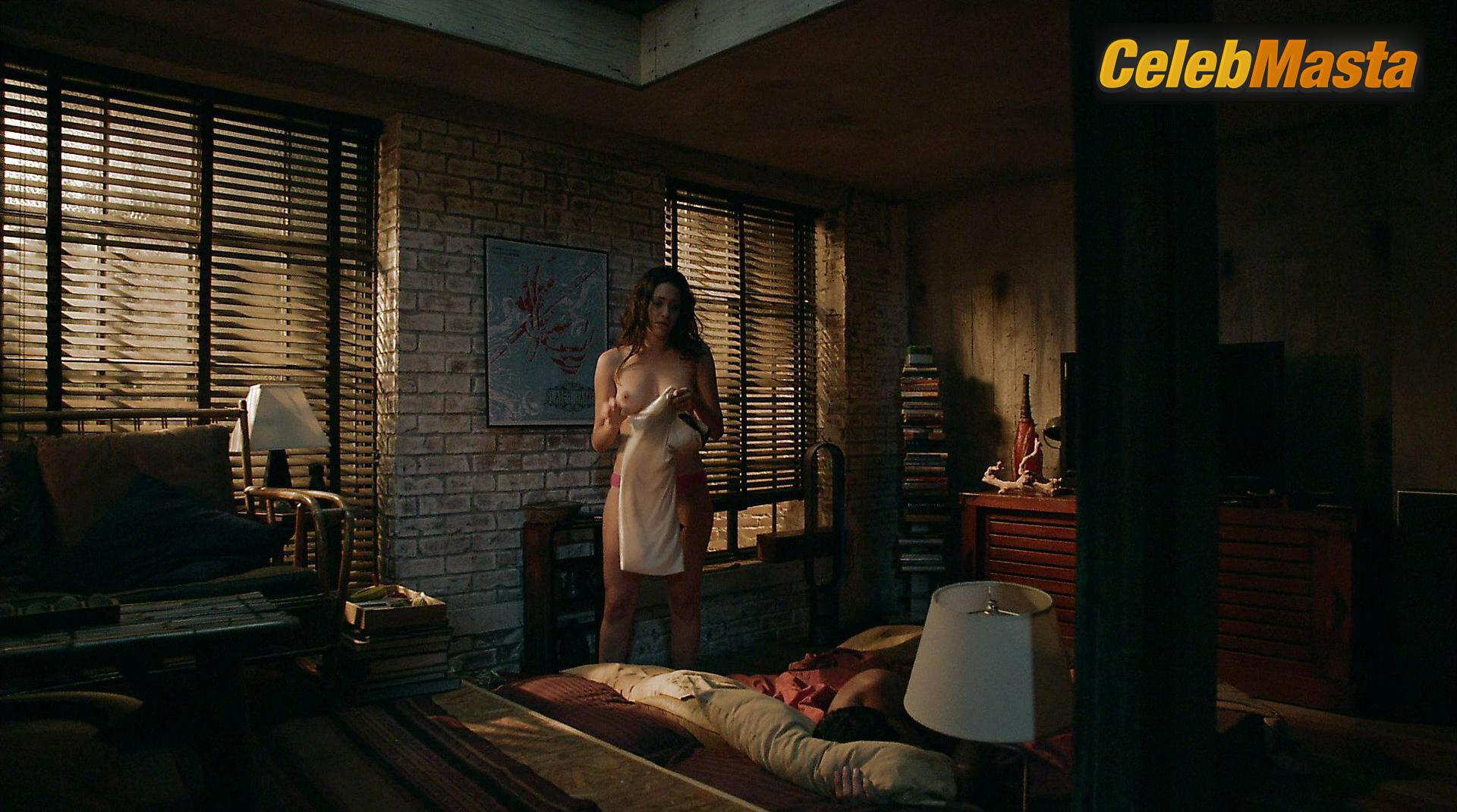 Emmy Rossum Emmy Rossum Topless Photo Set from Shameless - Photo 98 of 197