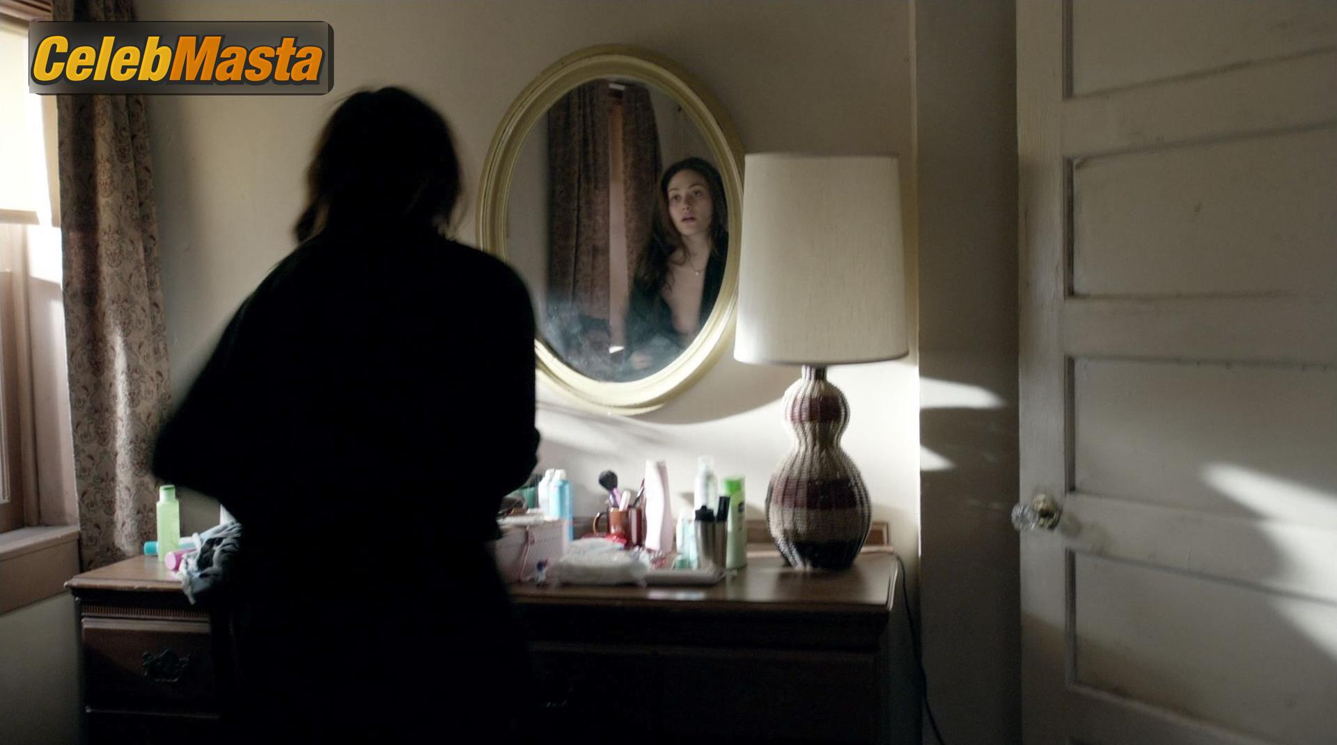 Emmy Rossum Emmy Rossum Topless Photo Set from Shameless - Photo 139 of 197