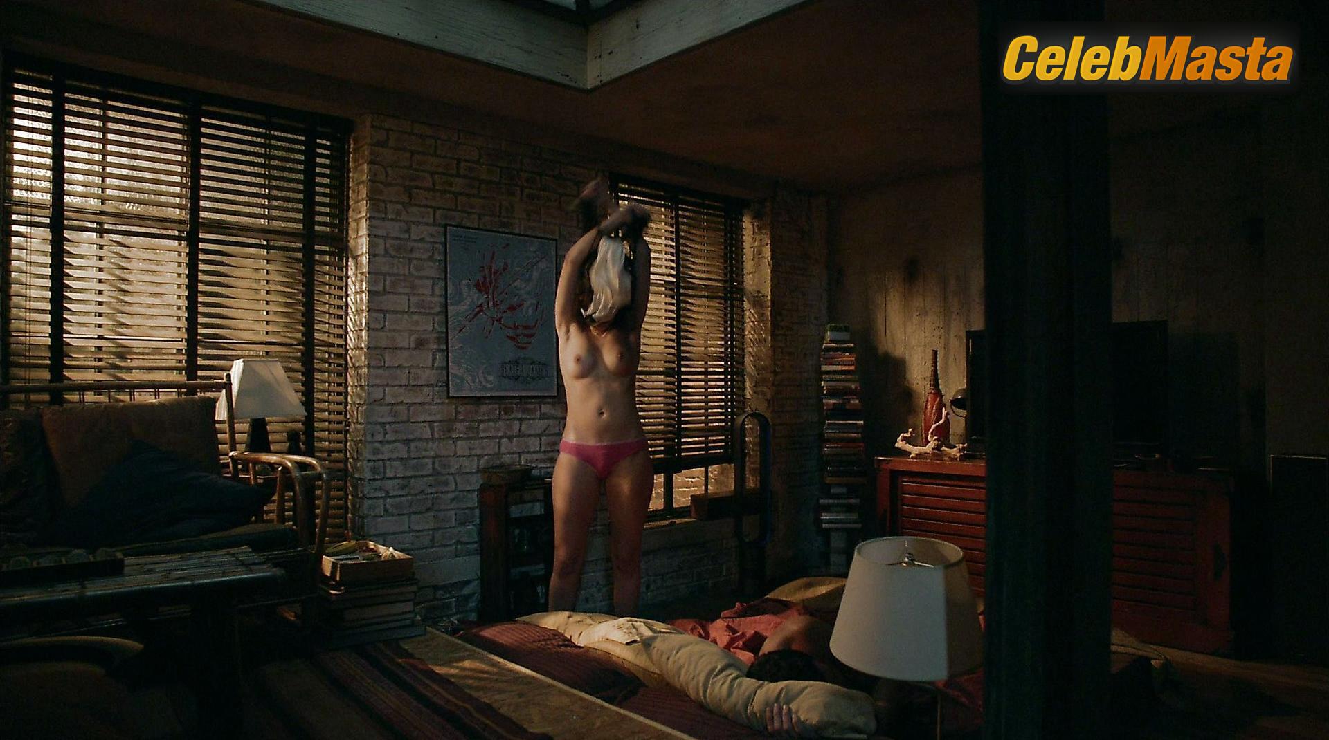 Emmy Rossum Emmy Rossum Topless Photo Set from Shameless - Photo 147 of 197